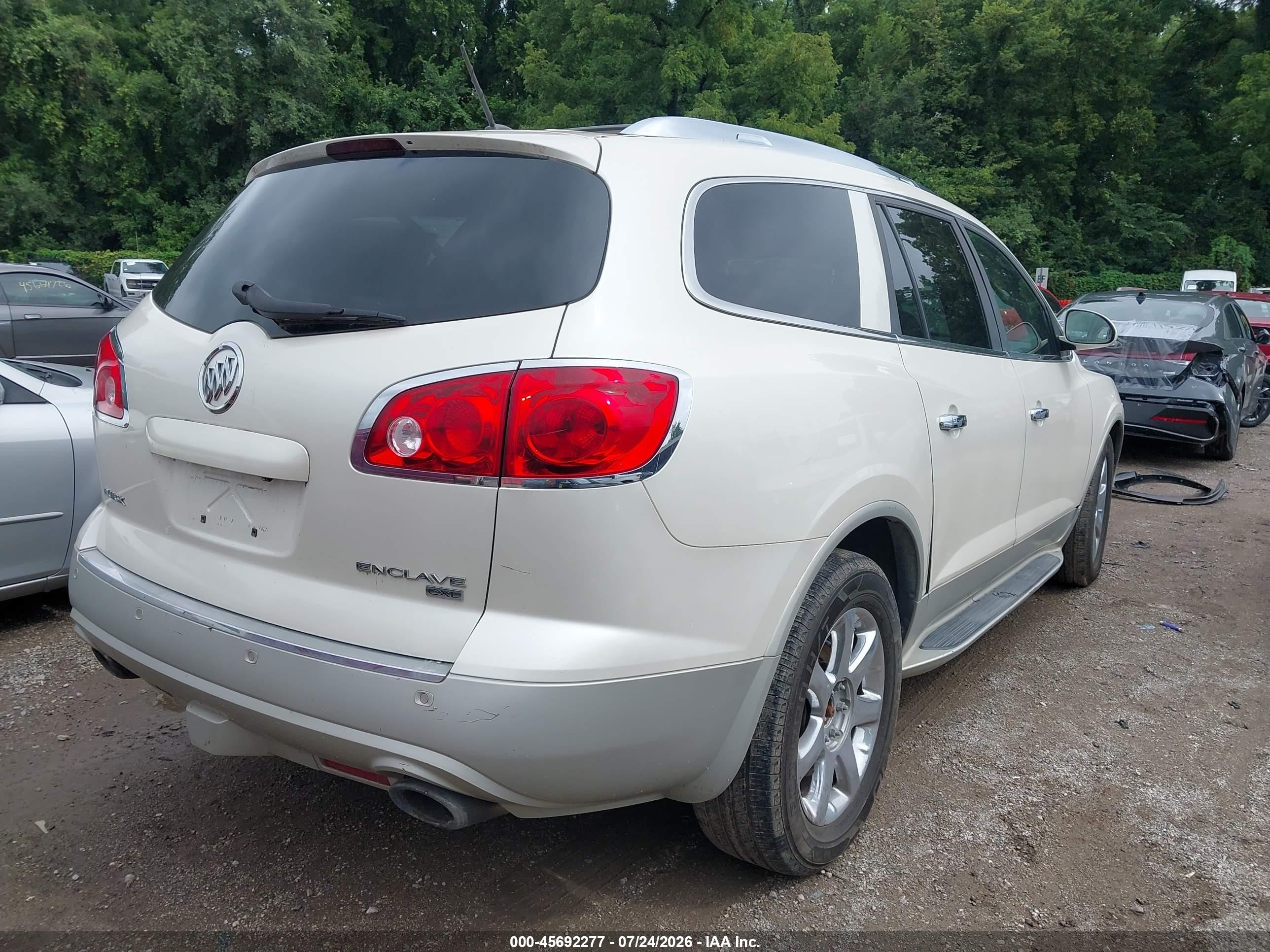2008 Buick Enclave Cxl White vin: 5GAEV23788J298283