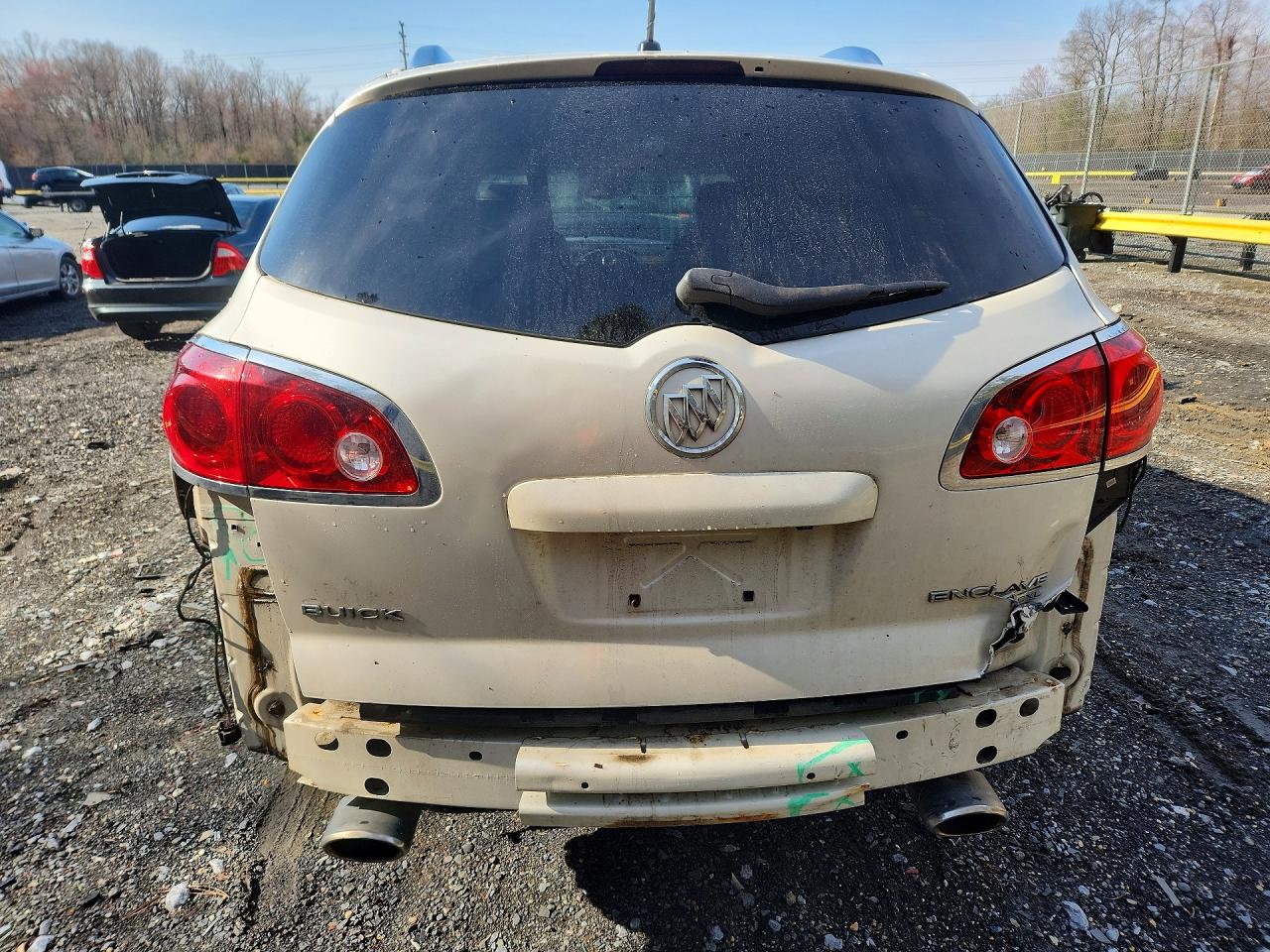 2008 Buick Enclave Cxl Бежевый vin: 5GAEV237X8J284000