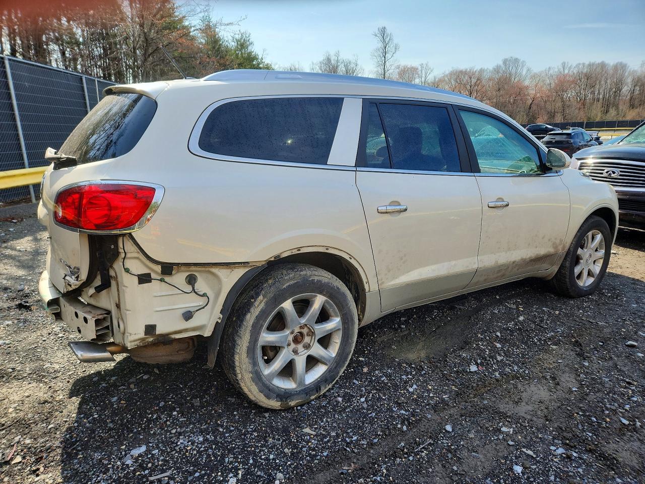 2008 Buick Enclave Cxl Бежевый vin: 5GAEV237X8J284000