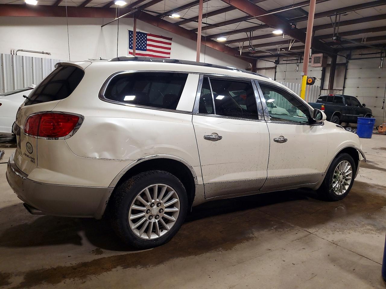 2009 Buick Enclave Cxl Белый vin: 5GAEV23D99J197471