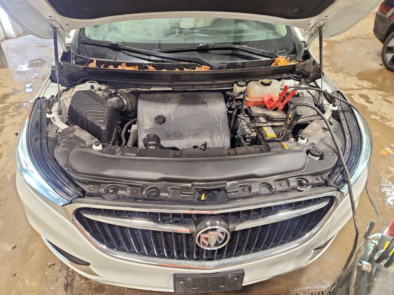 2020 Buick Enclave Essence White vin: 5GAEVAKW1LJ205986