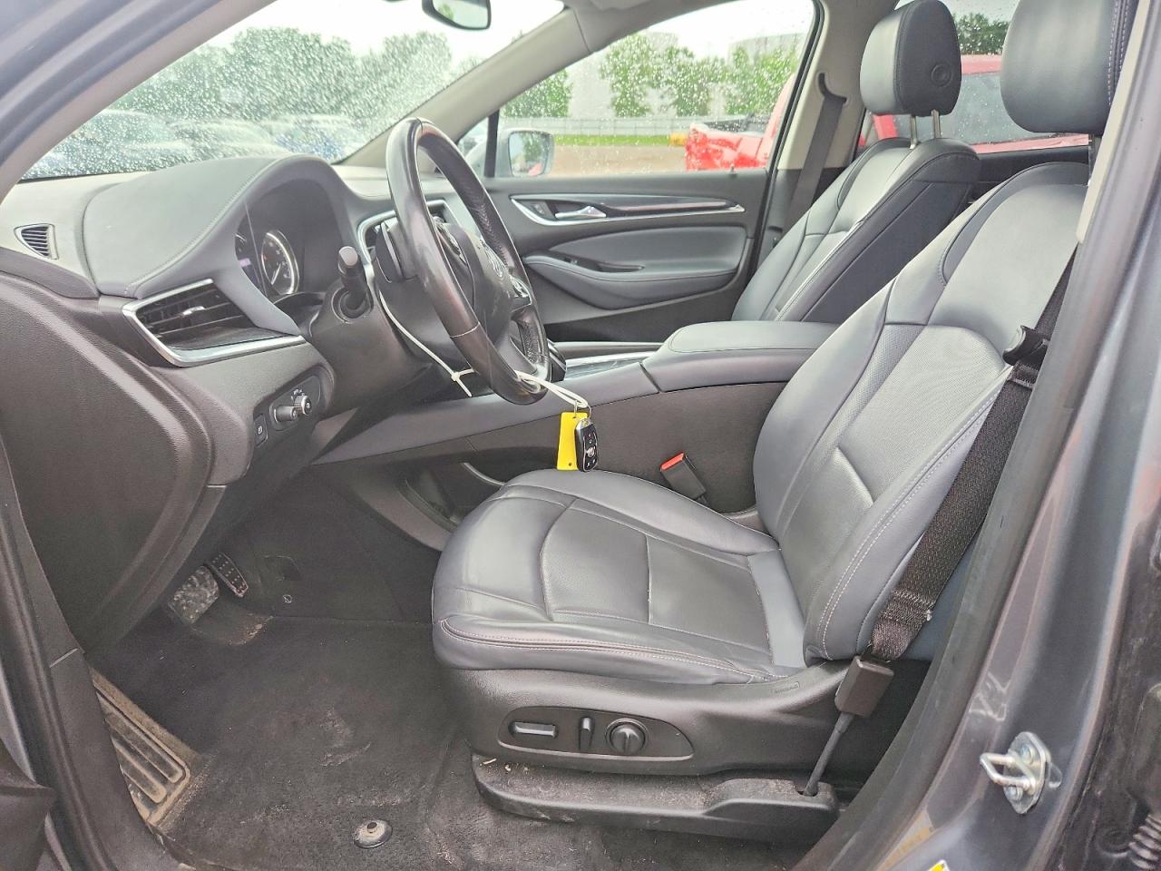 2020 Buick Enclave Essence Серый vin: 5GAEVAKW8LJ114844