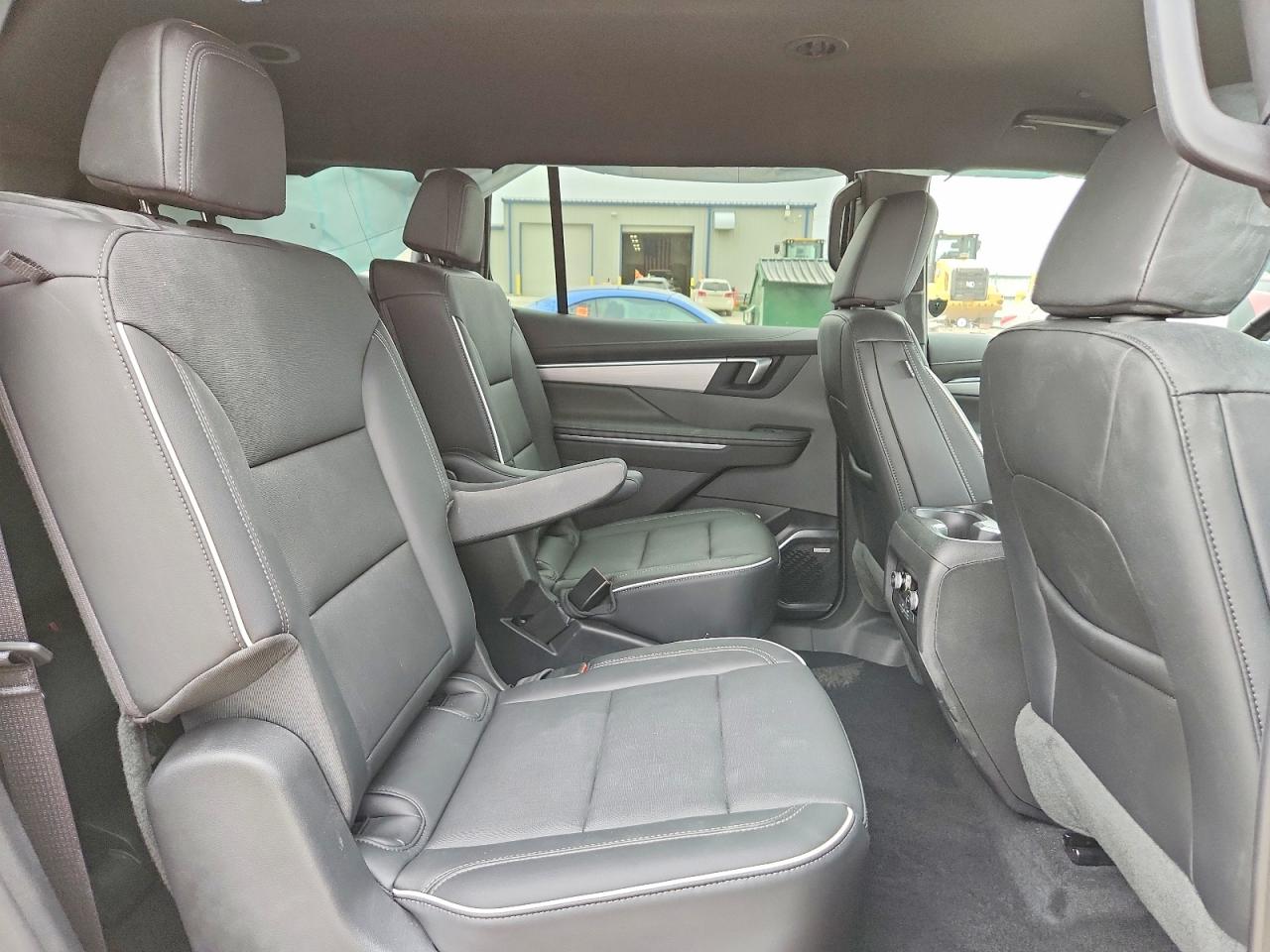 2025 Buick Enclave Preferred Red vin: 5GAEVARS7SJ275851