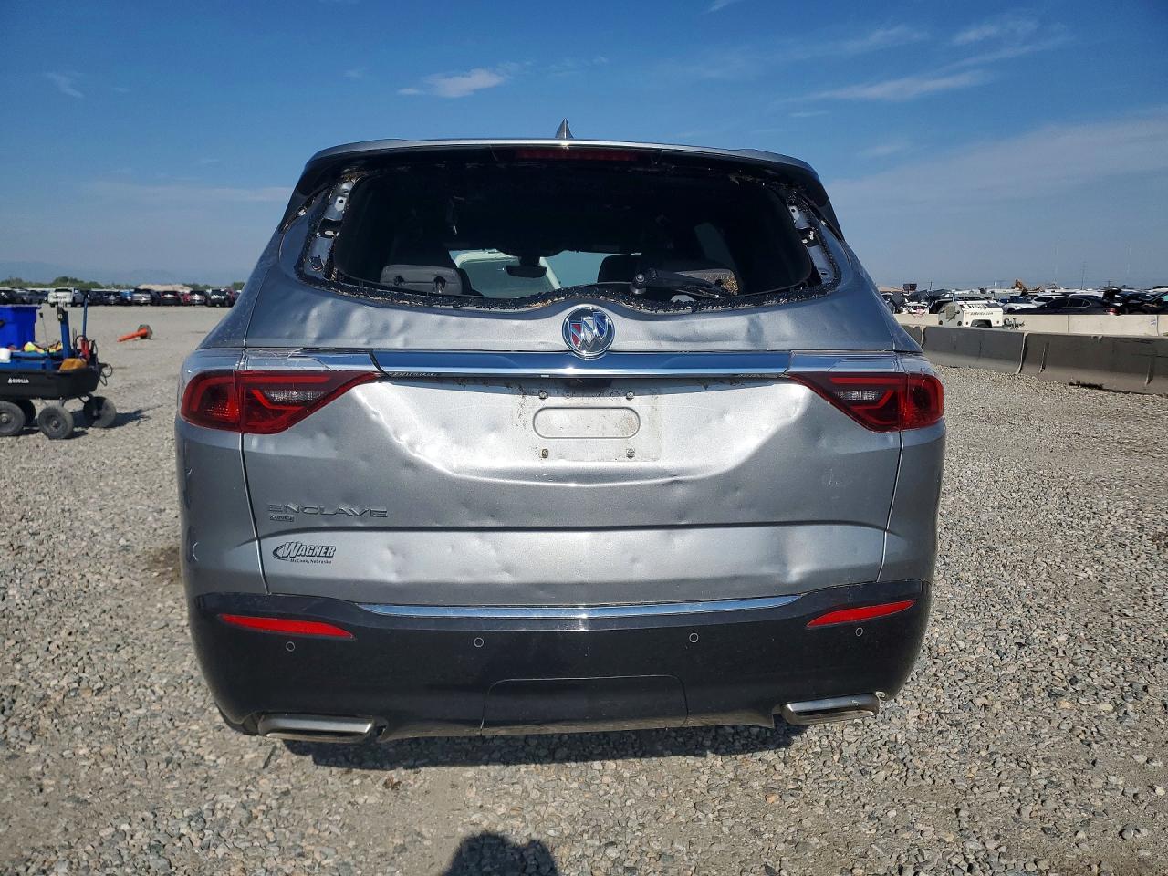 2024 Buick Enclave Premium Gray vin: 5GAEVBKW4RJ117206