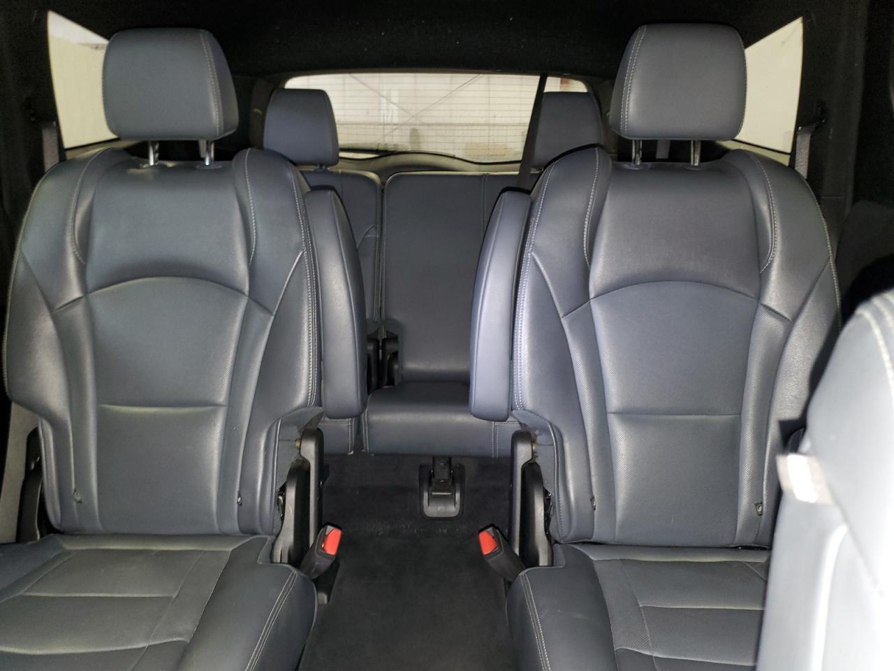2022 Buick Enclave Premium Черный vin: 5GAEVBKW9NJ156271