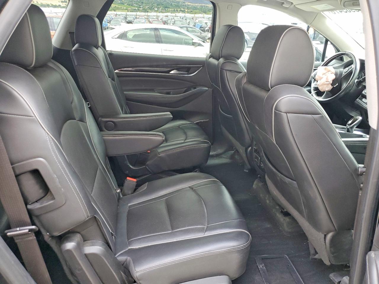 2021 Buick Enclave Avenir Черный vin: 5GAEVCKW8MJ128482