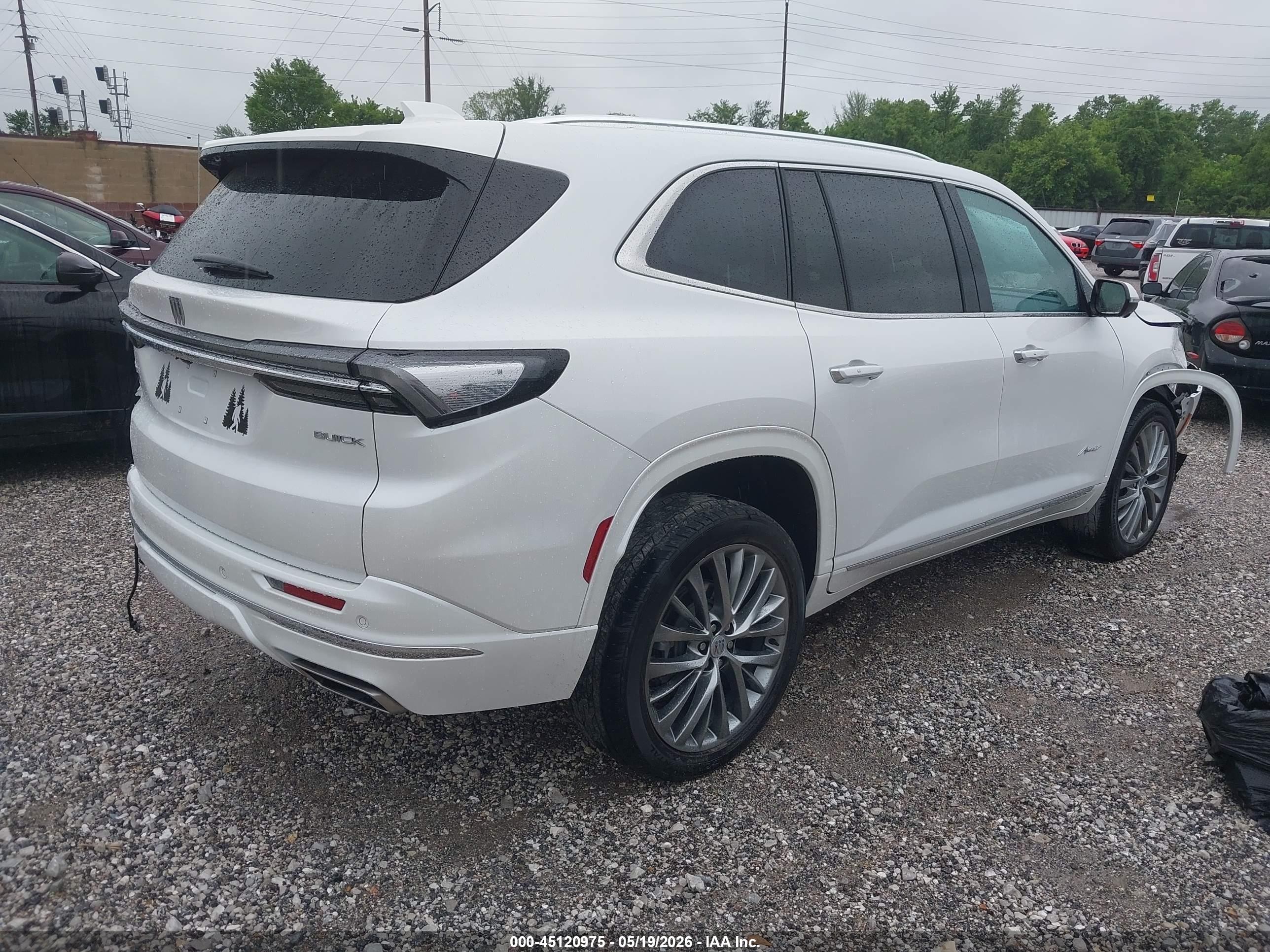 2025 Buick Enclave Avenir Fwd Белый vin: 5GAEVCRSXSJ106371