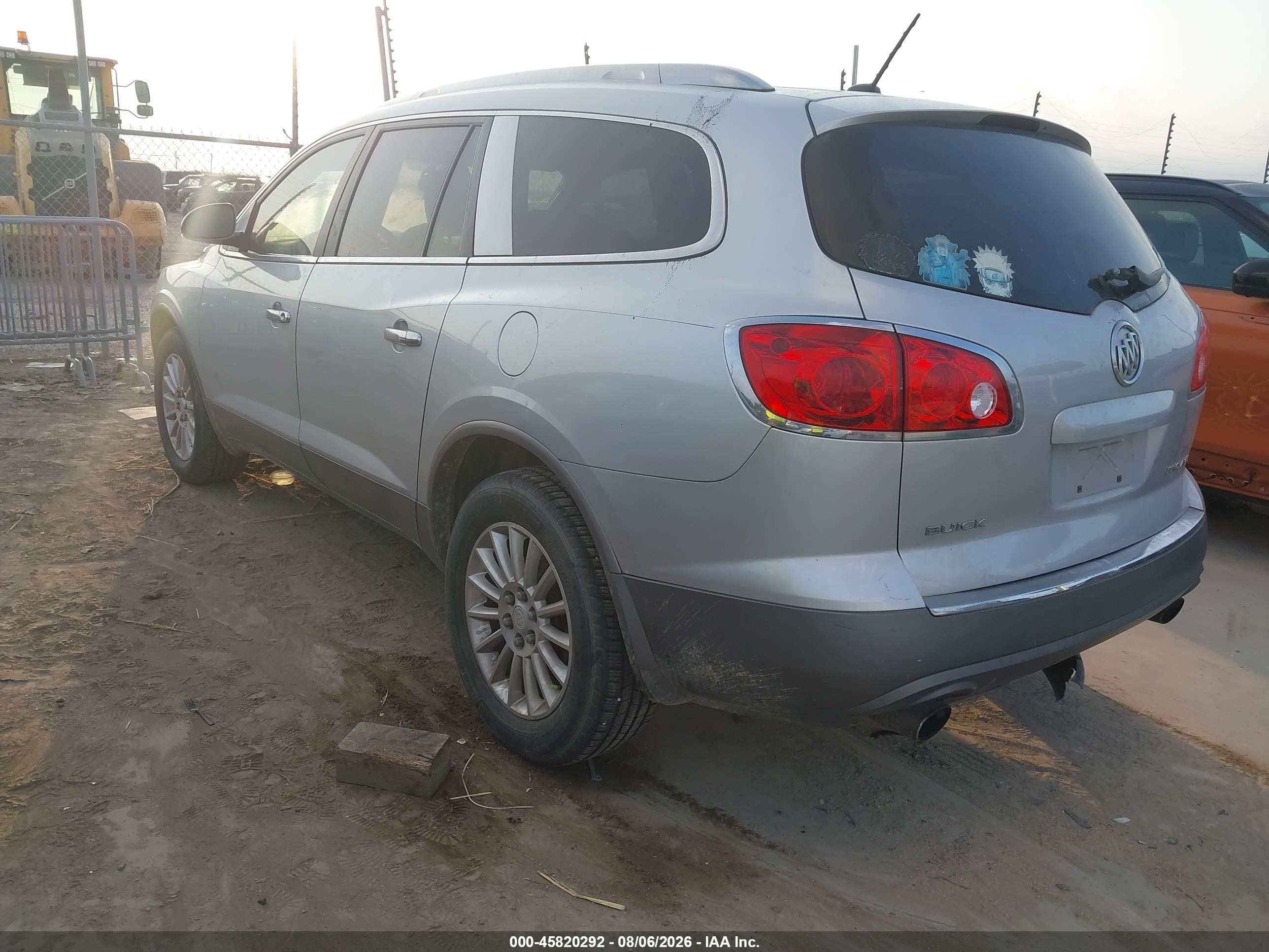 2011 Buick Enclave Cx Silver vin: 5GAKRAED1BJ306493