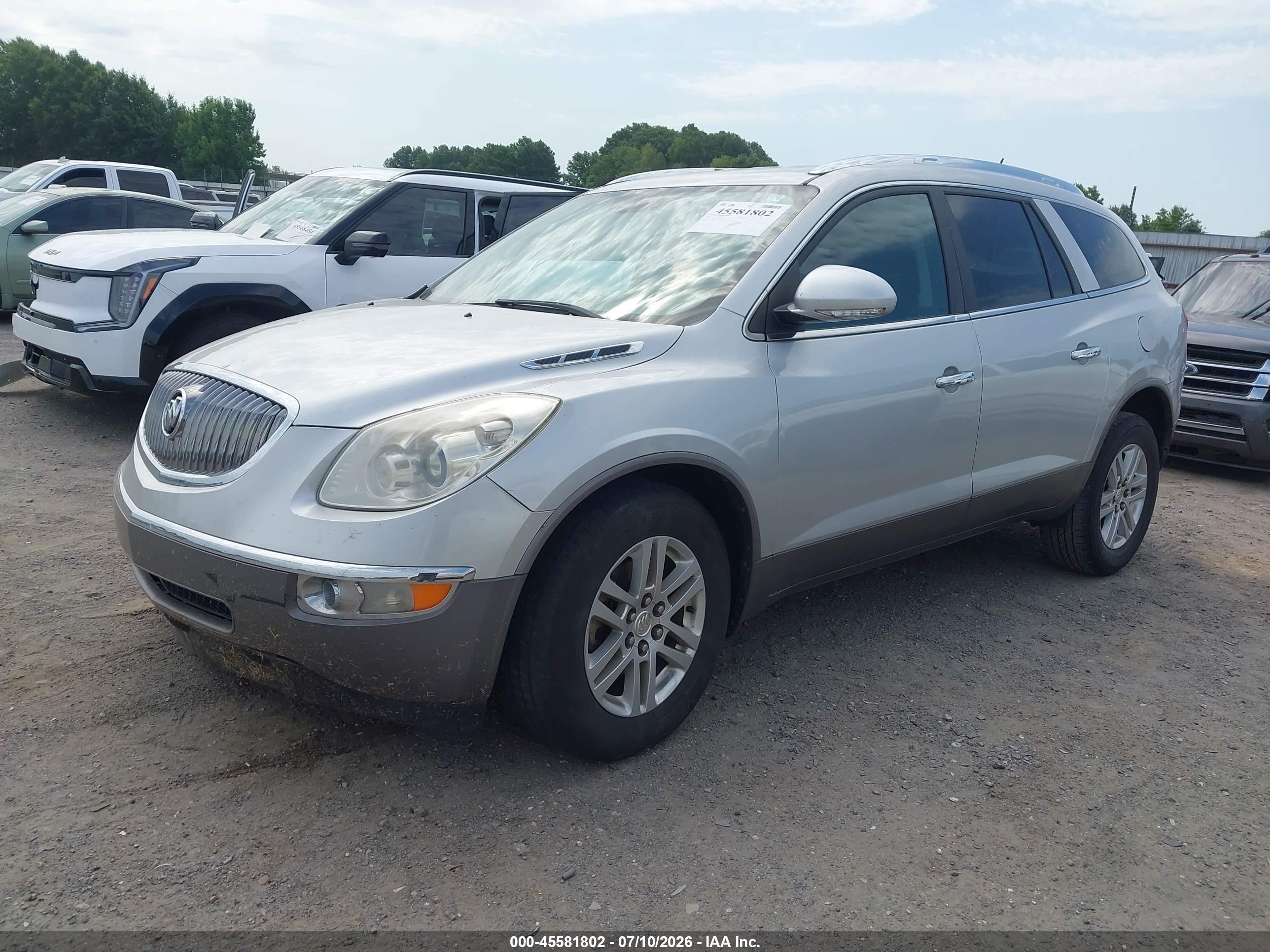 2012 Buick Enclave   Silver vin: 5GAKRAED1CJ391255