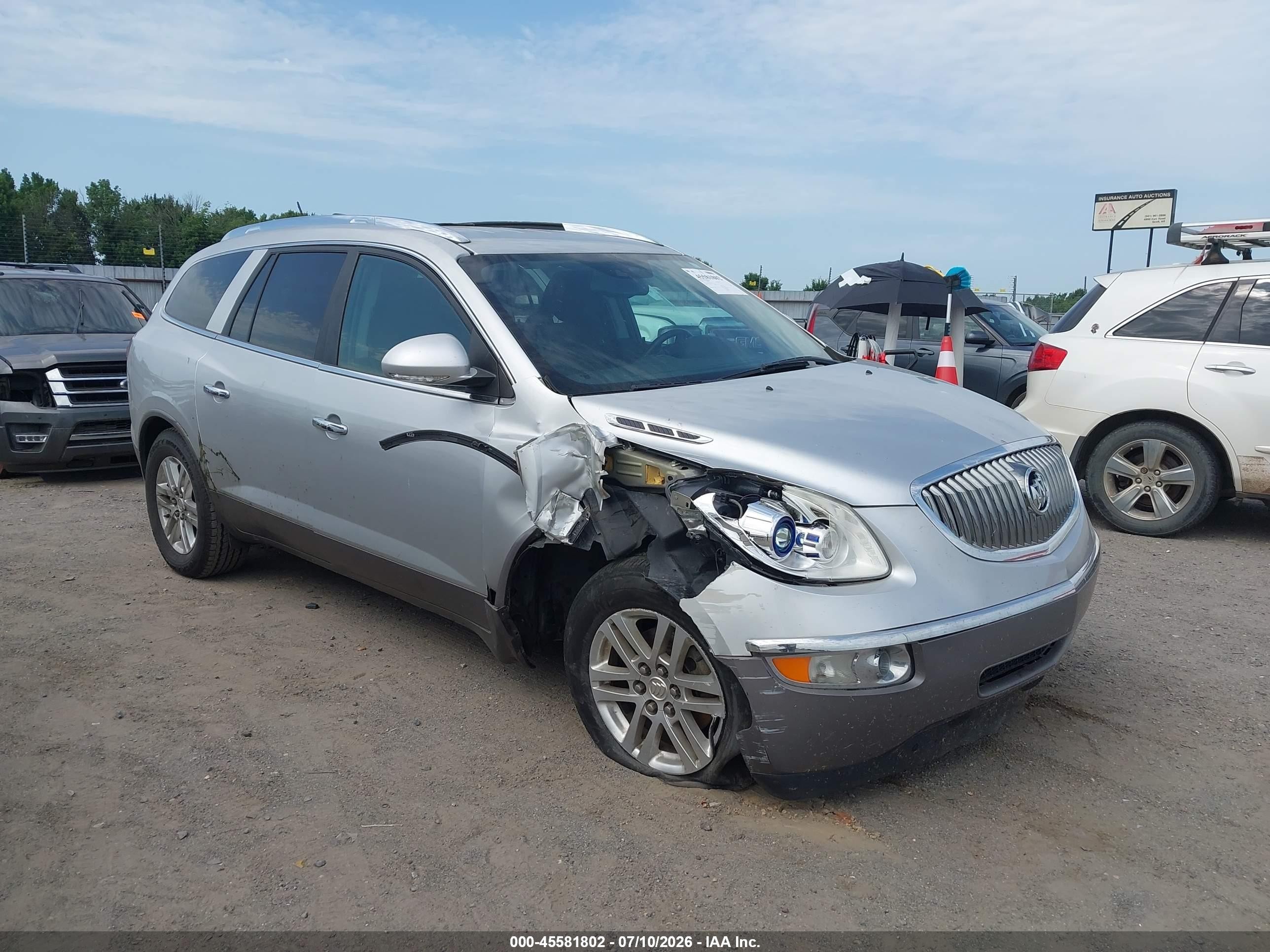 2012 Buick Enclave   Silver vin: 5GAKRAED1CJ391255