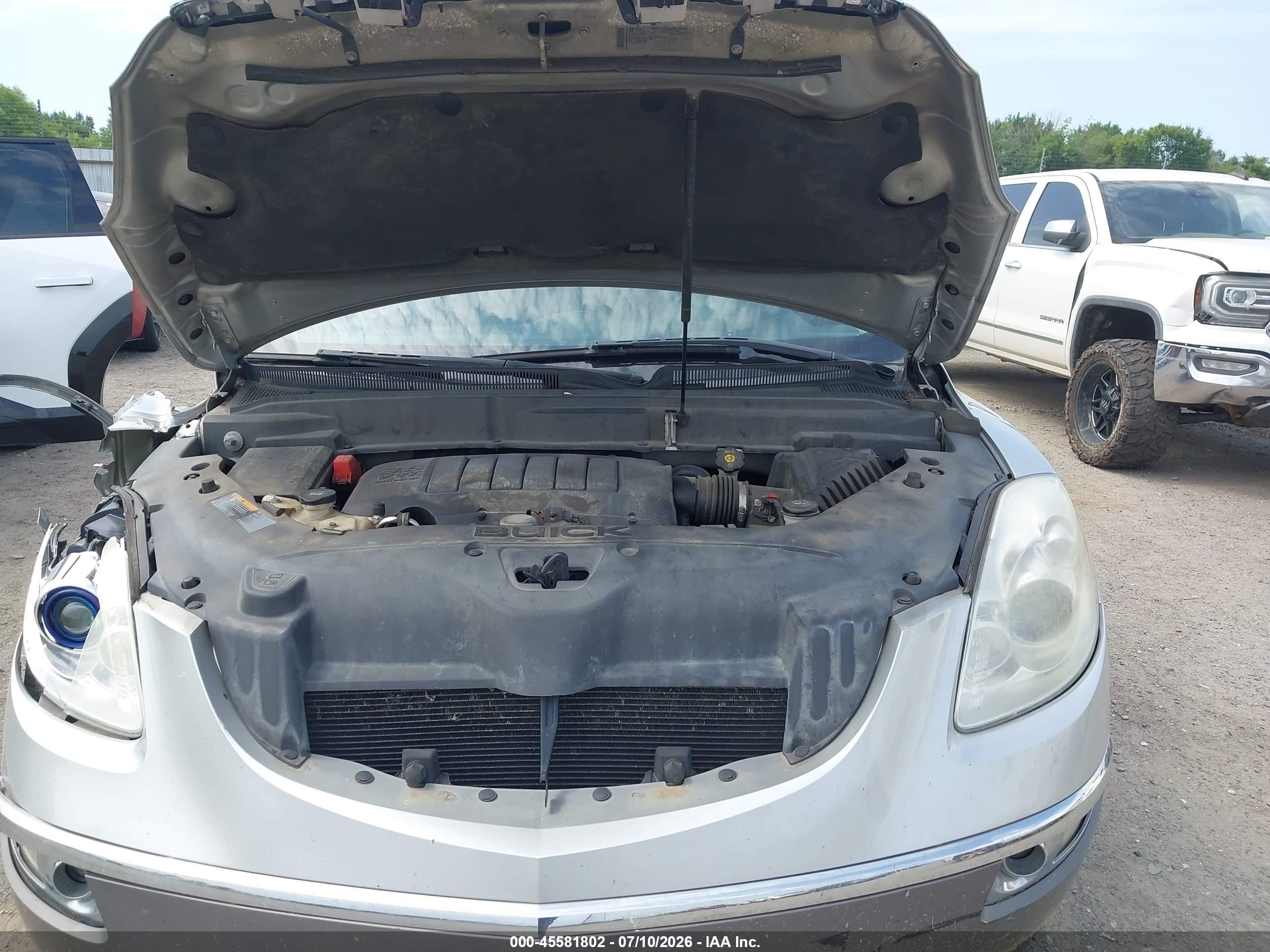 2012 Buick Enclave   Silver vin: 5GAKRAED1CJ391255