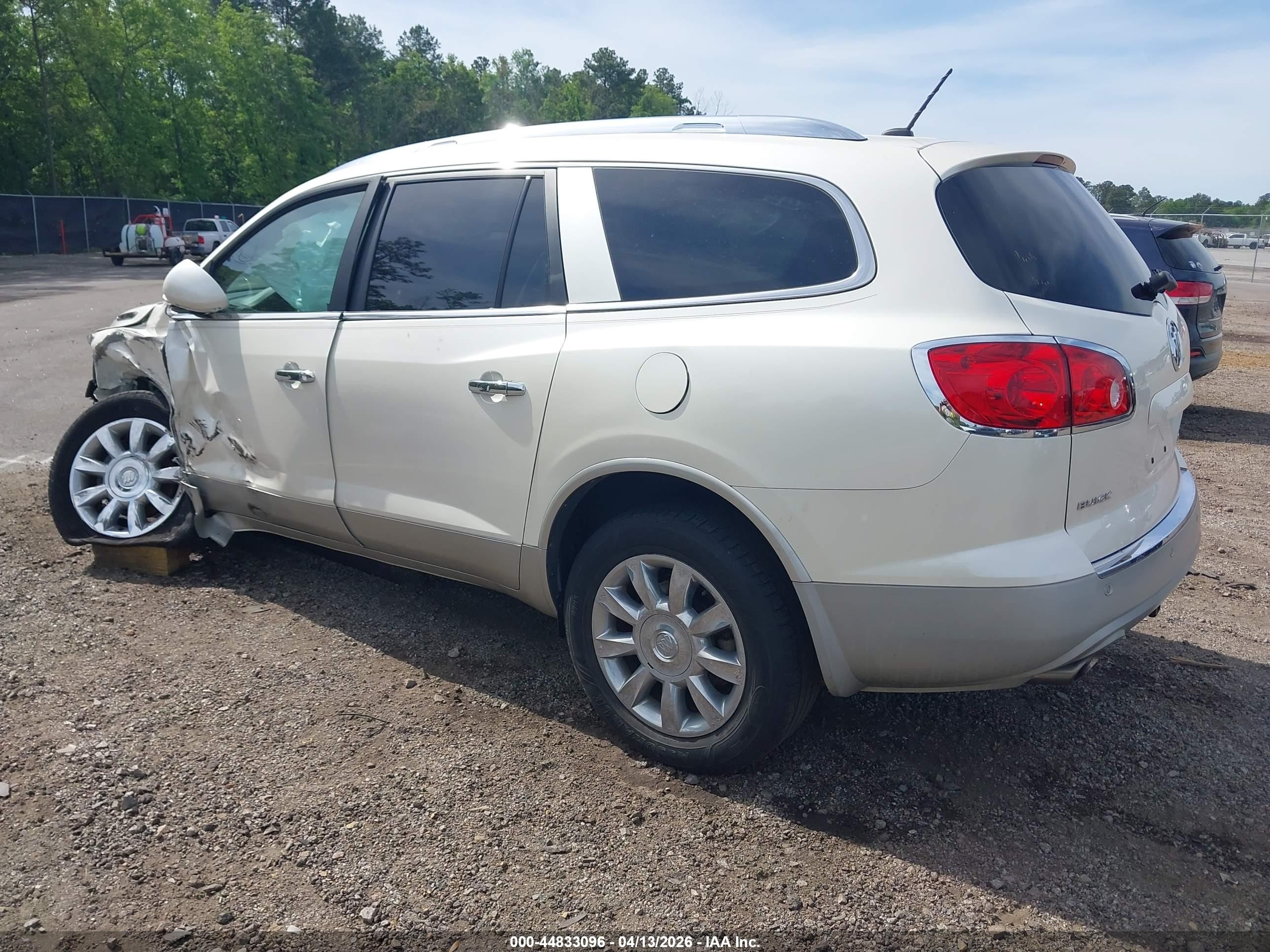 2011 Buick Enclave Cx Кремовый vin: 5GAKRAED2BJ266960