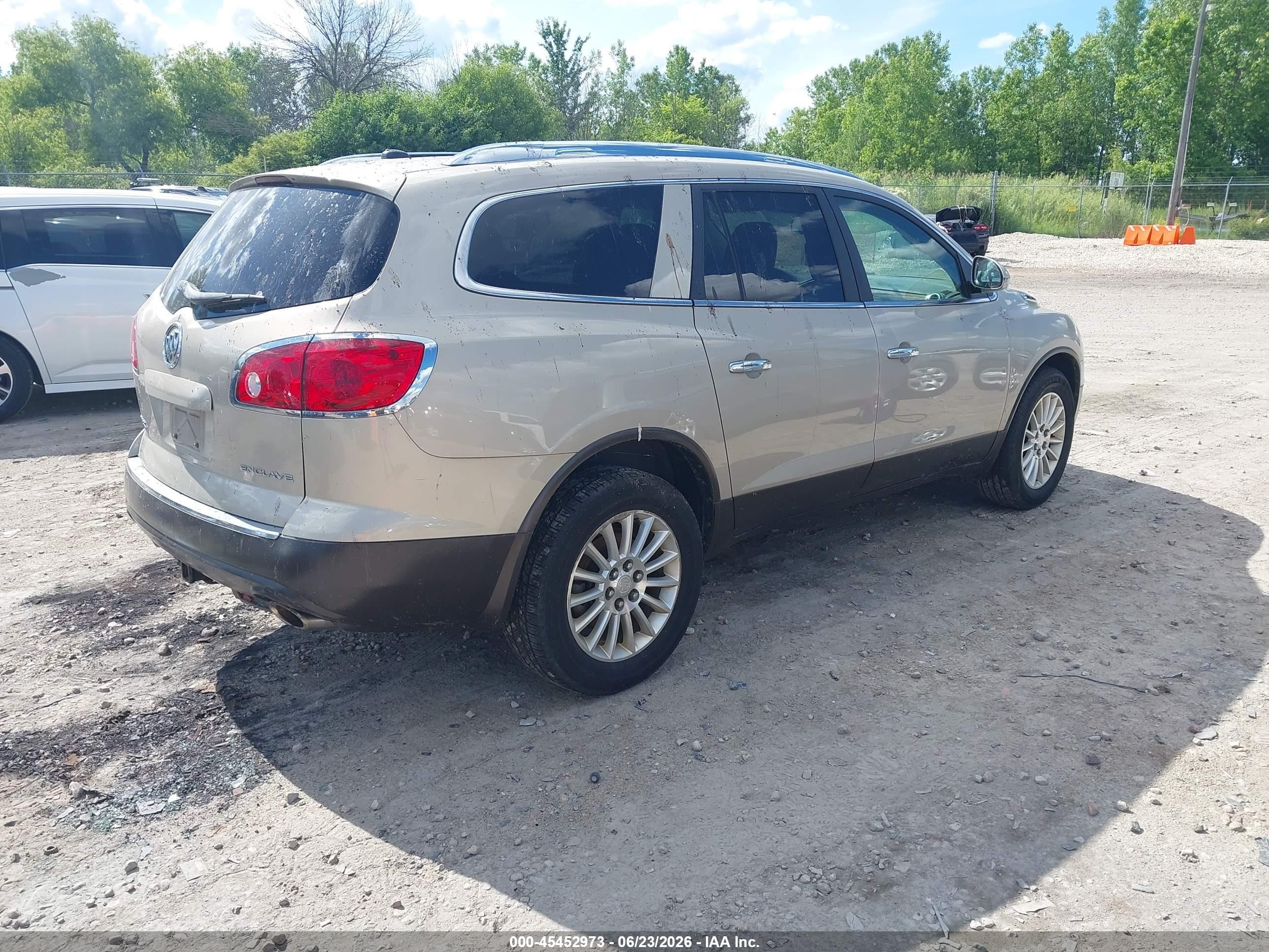 2012 Buick Enclave   Gold vin: 5GAKRAED3CJ202962