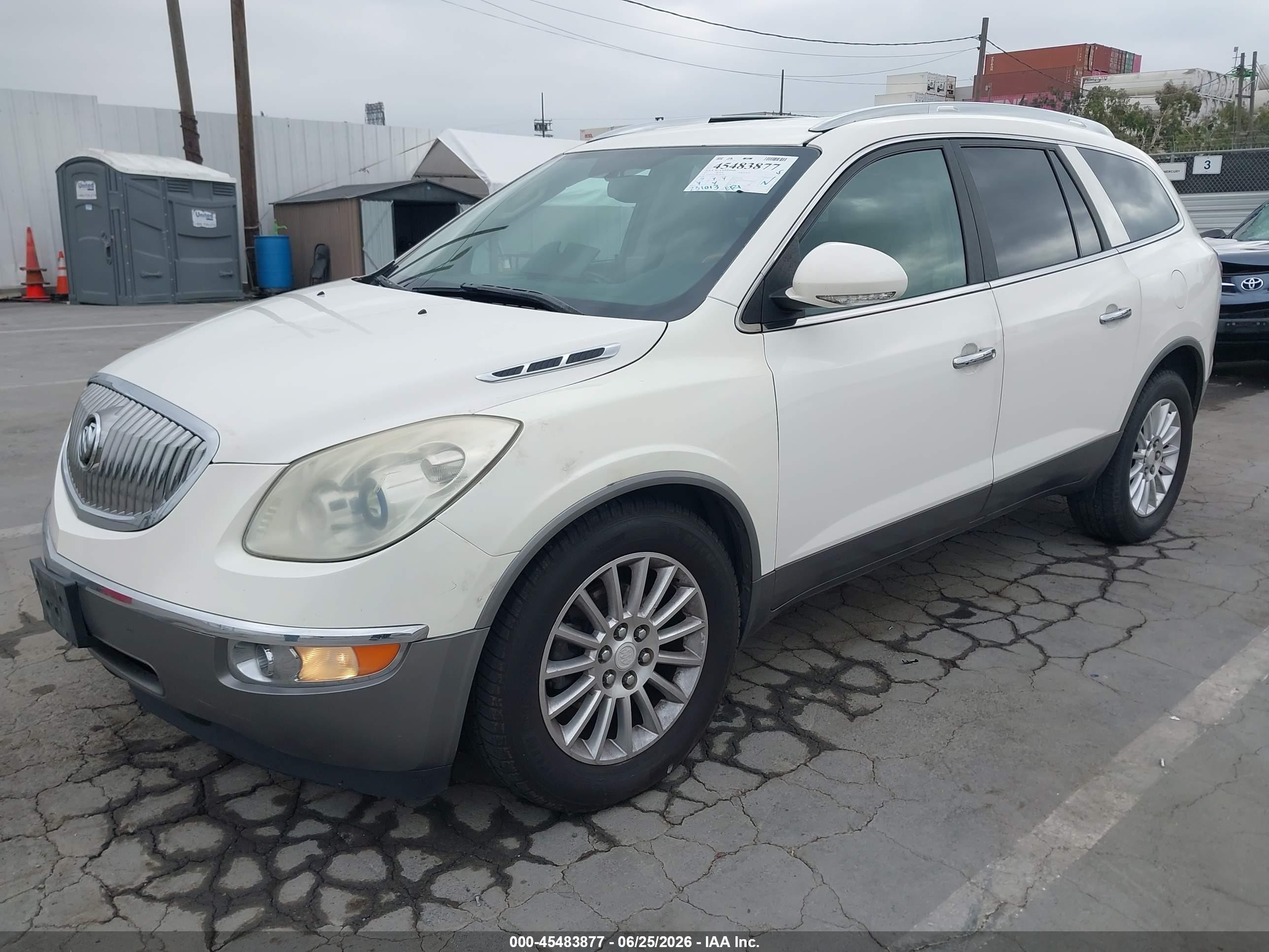 2011 Buick Enclave Cx White vin: 5GAKRAEDXBJ382990