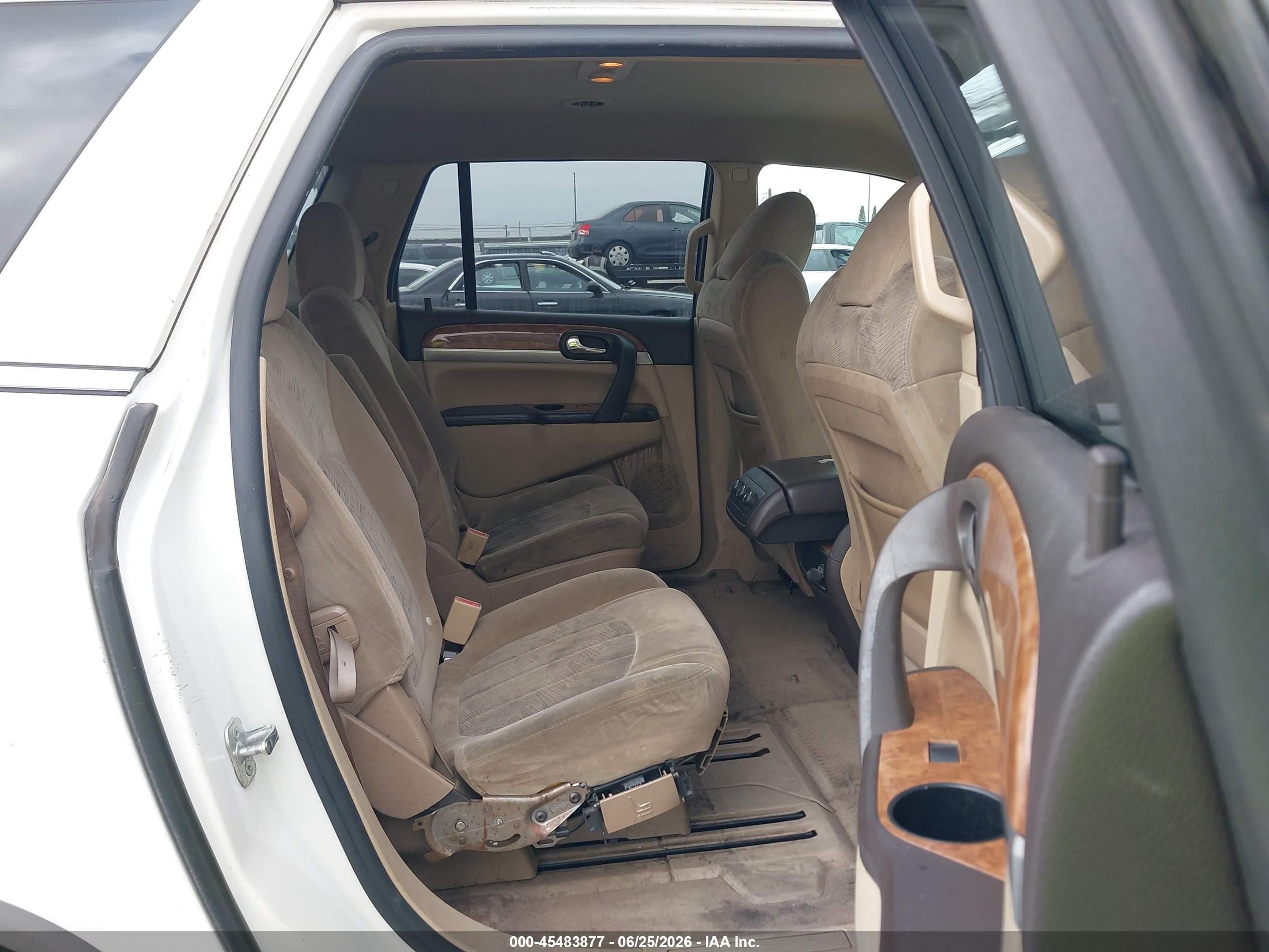 2011 Buick Enclave Cx White vin: 5GAKRAEDXBJ382990