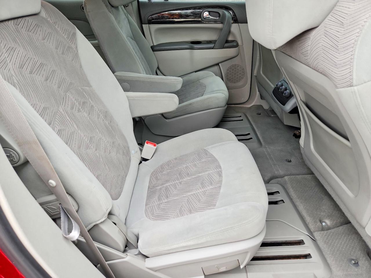 2014 Buick Enclave Red vin: 5GAKRAKD0EJ242651