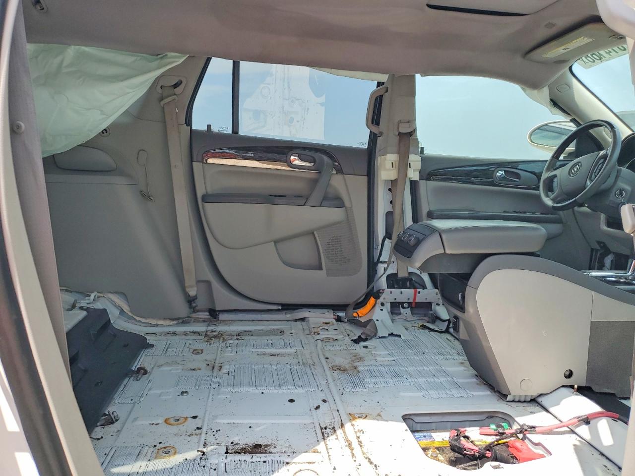 2014 Buick Enclave White vin: 5GAKRAKD4EJ132394