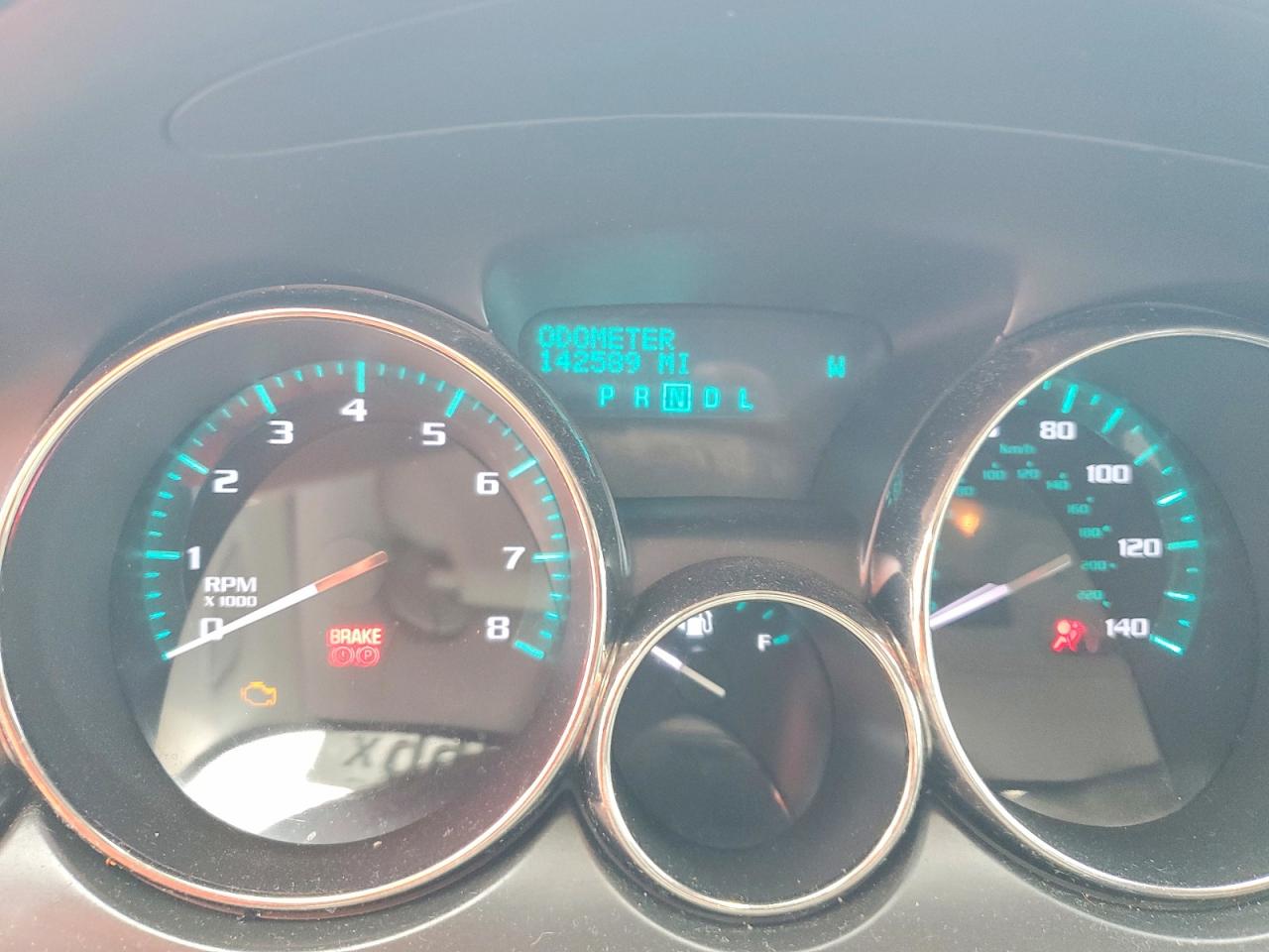 2014 Buick Enclave White vin: 5GAKRAKD4EJ132394
