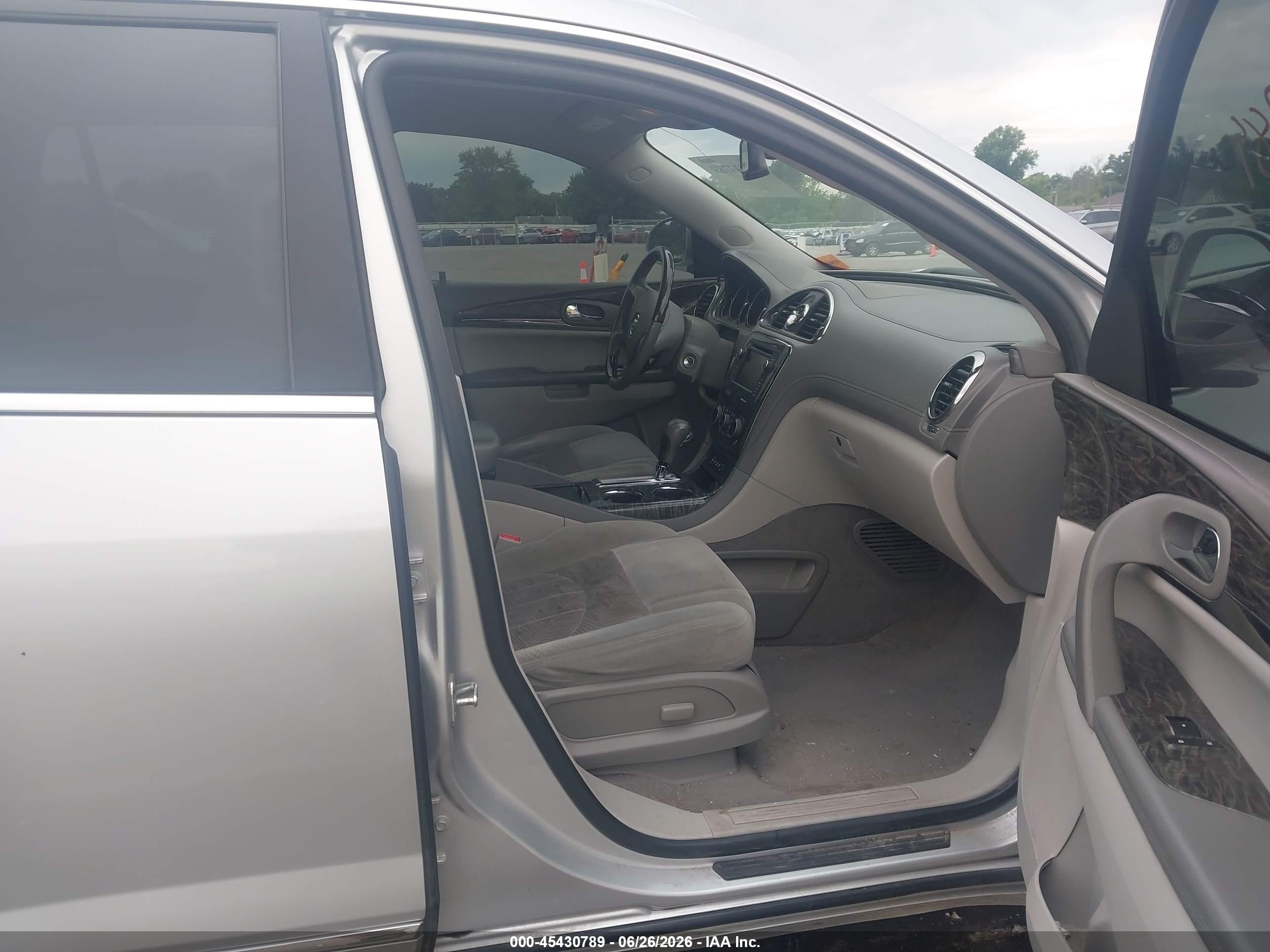 2014 Buick Enclave Convenience Silver vin: 5GAKRAKD4EJ207840