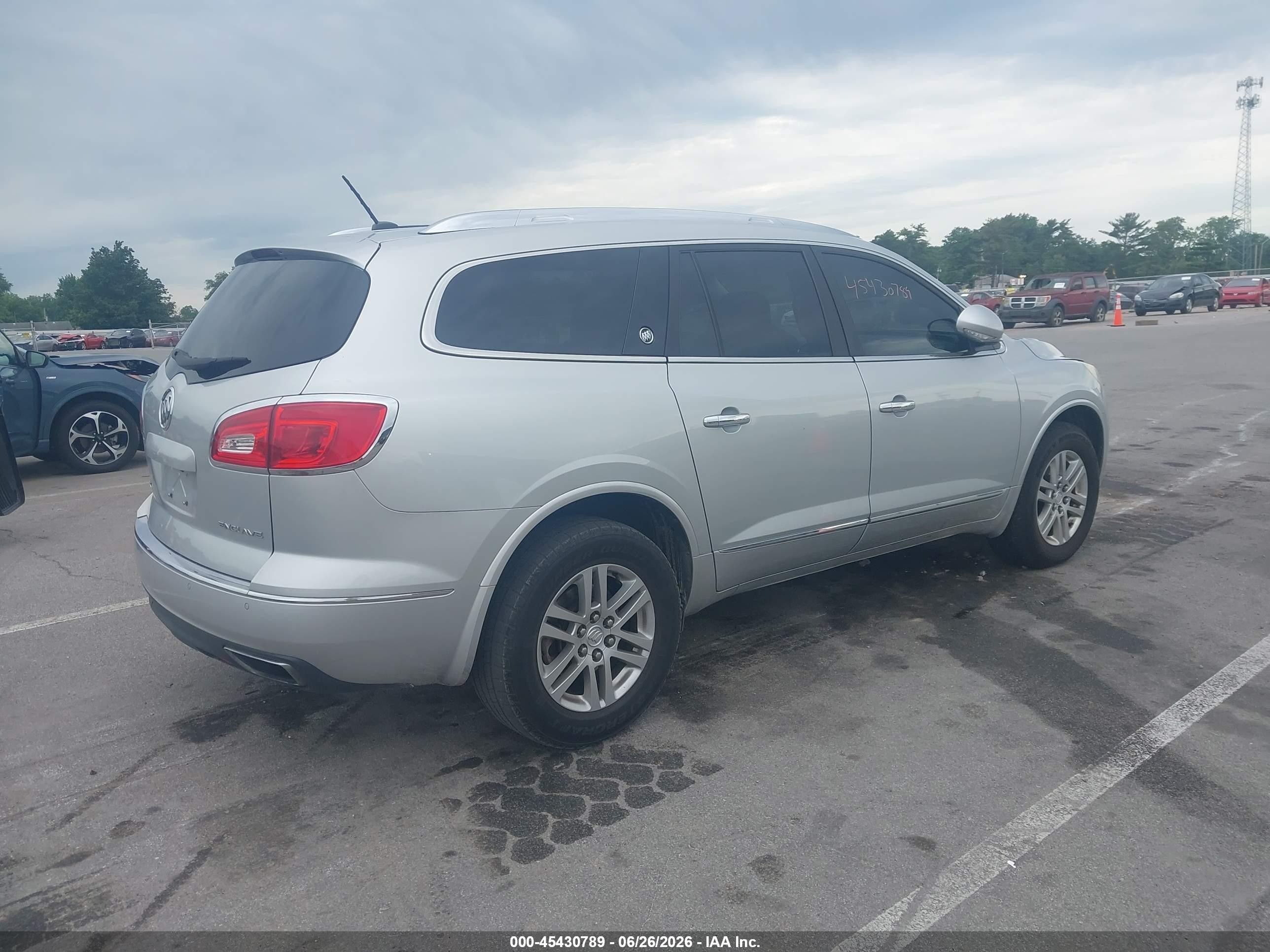 2014 Buick Enclave Convenience Silver vin: 5GAKRAKD4EJ207840