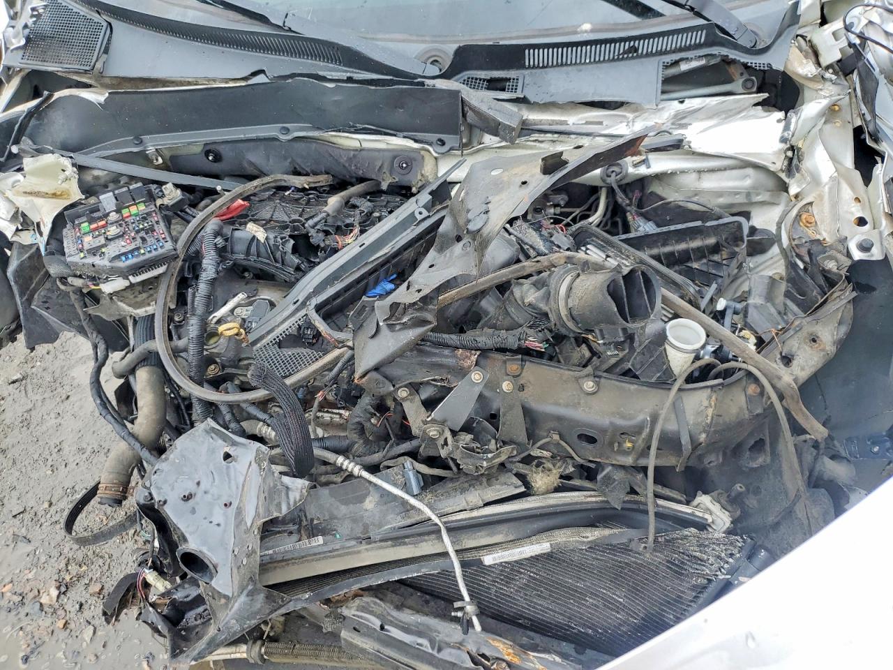 2014 Buick Enclave Silver vin: 5GAKRAKD6EJ112227
