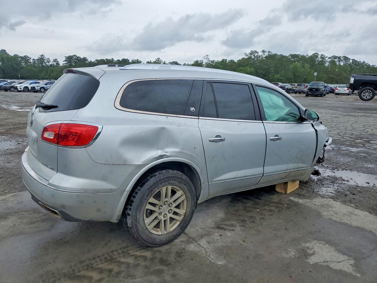 2014 Buick Enclave Silver vin: 5GAKRAKD6EJ112227