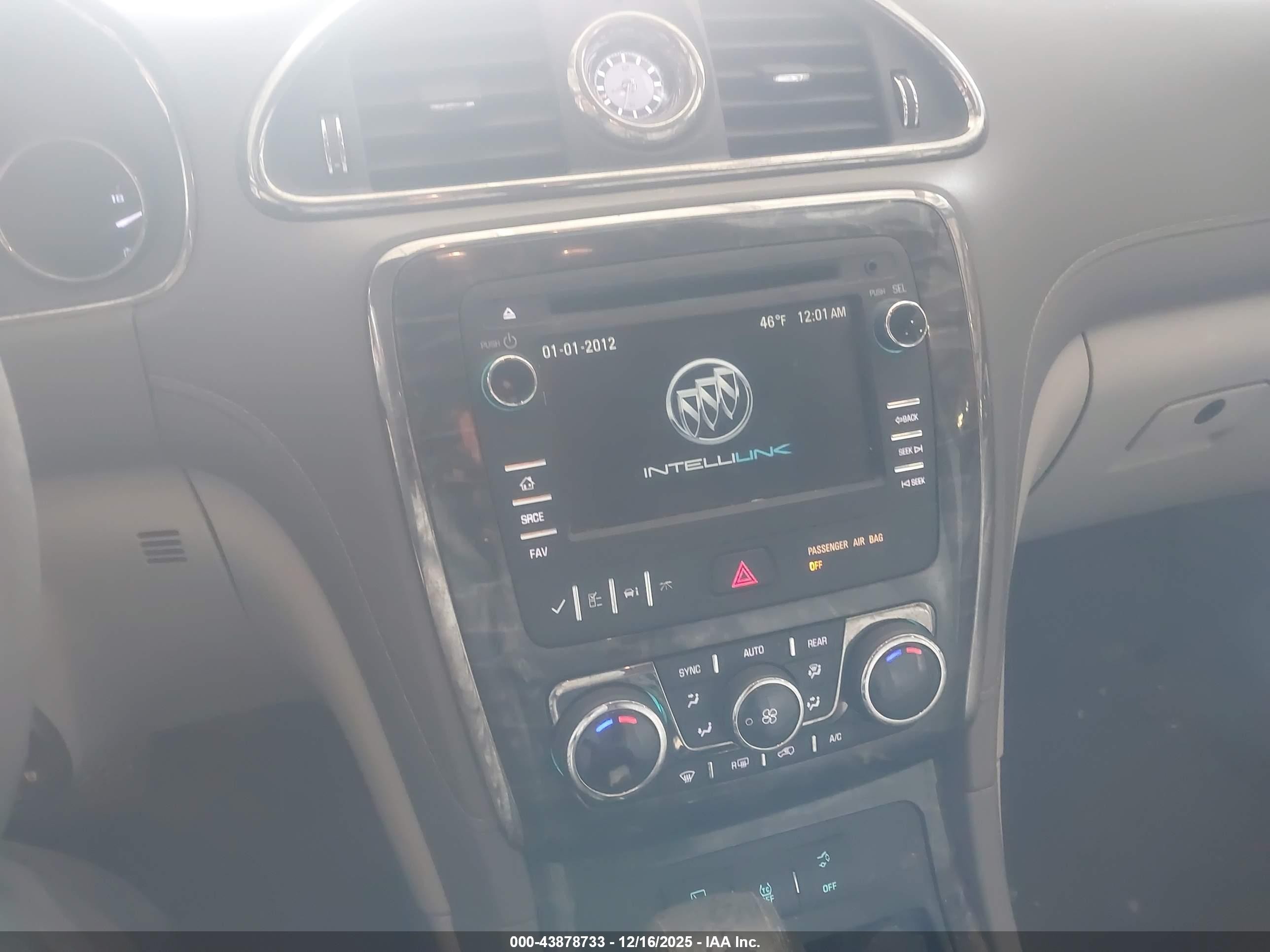 2014 Buick Enclave Convenience Silver vin: 5GAKRAKD6EJ184223