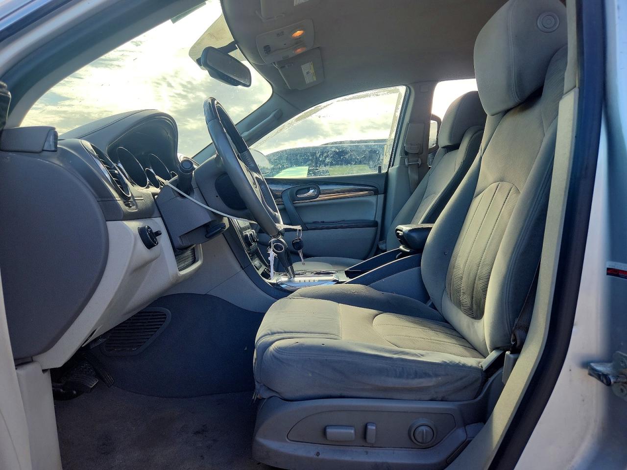 2014 Buick Enclave Silver vin: 5GAKRAKD6EJ203532