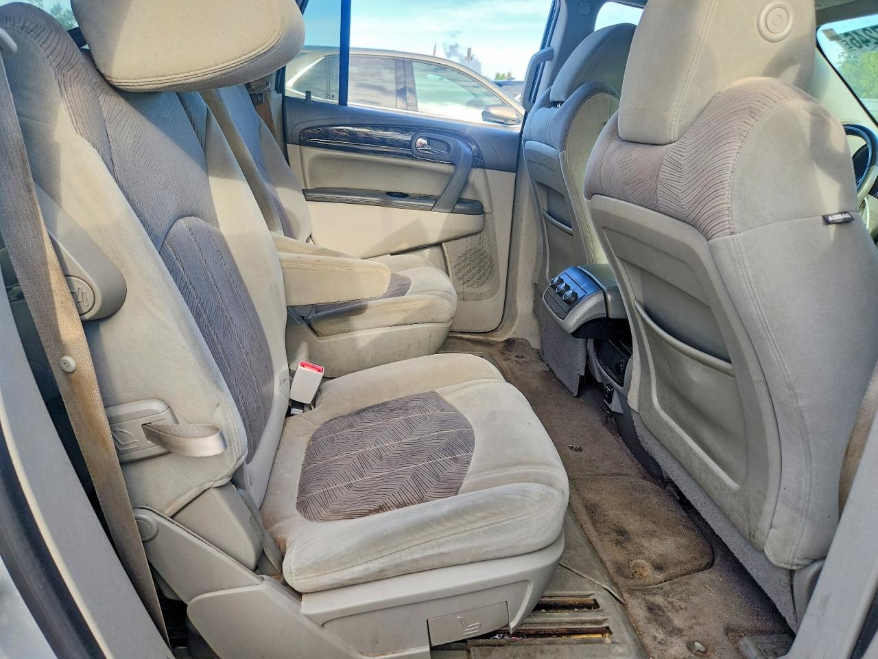 2014 Buick Enclave Silver vin: 5GAKRAKD6EJ203532