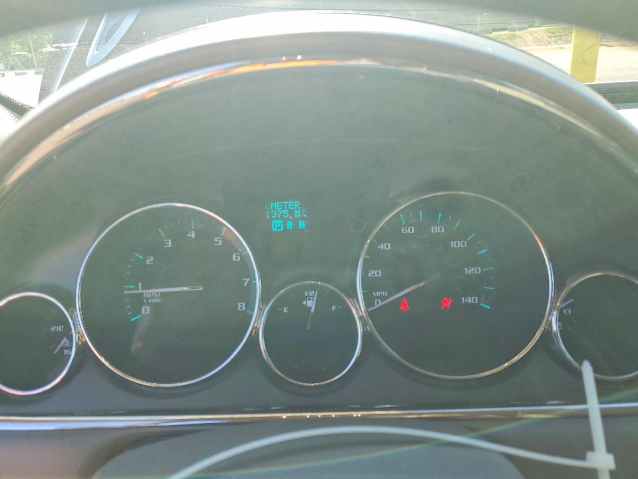 2015 Buick Enclave Burgundy vin: 5GAKRAKD8FJ145943