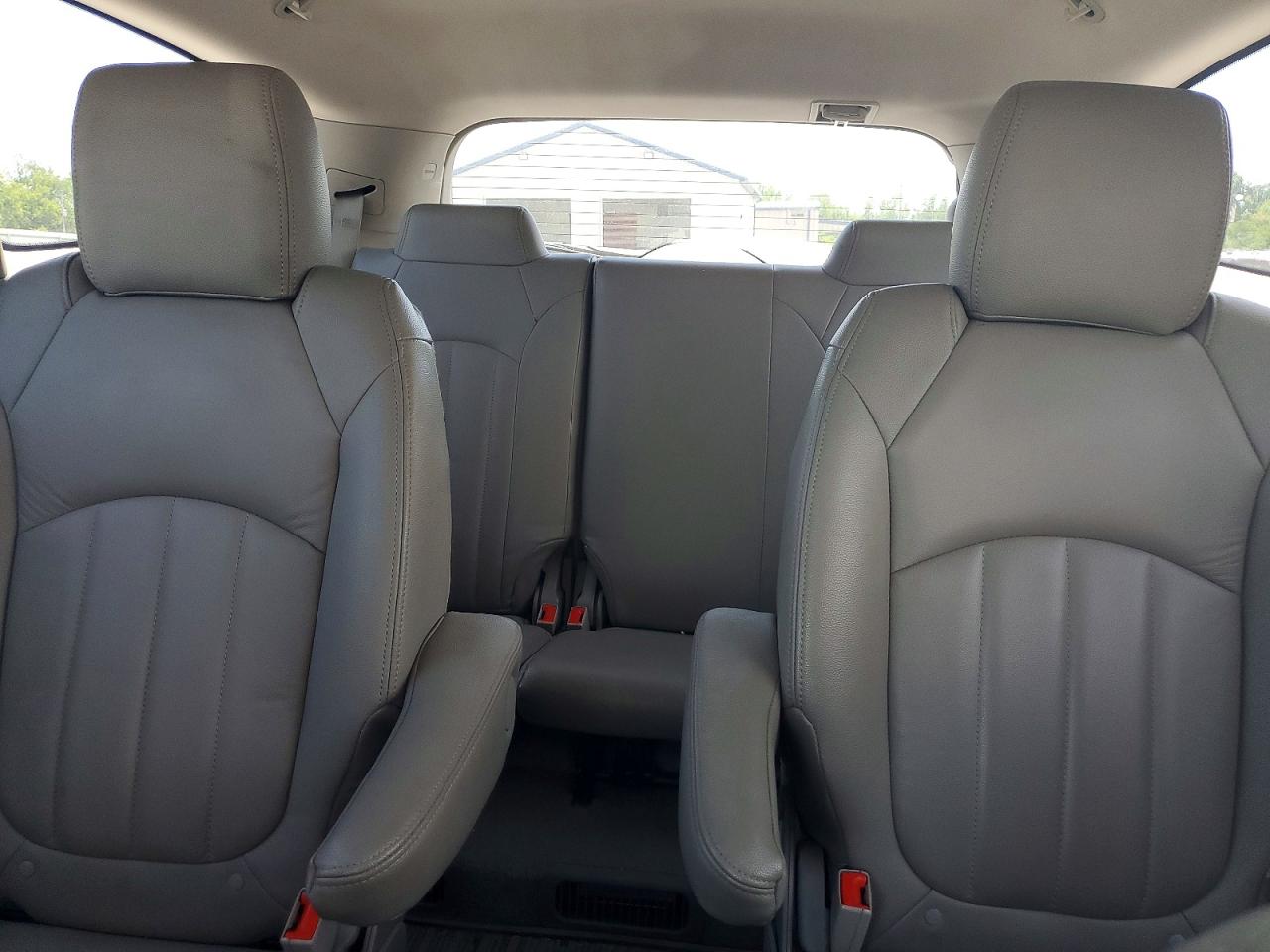 2016 Buick Enclave Black vin: 5GAKRAKD9GJ134936