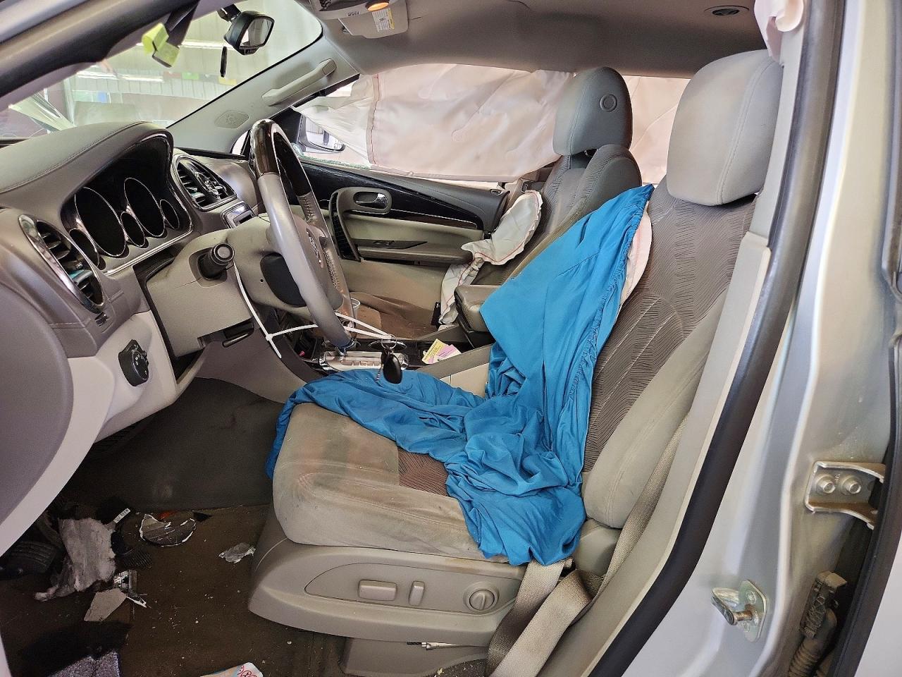 2015 Buick Enclave Silver vin: 5GAKRAKDXFJ243467
