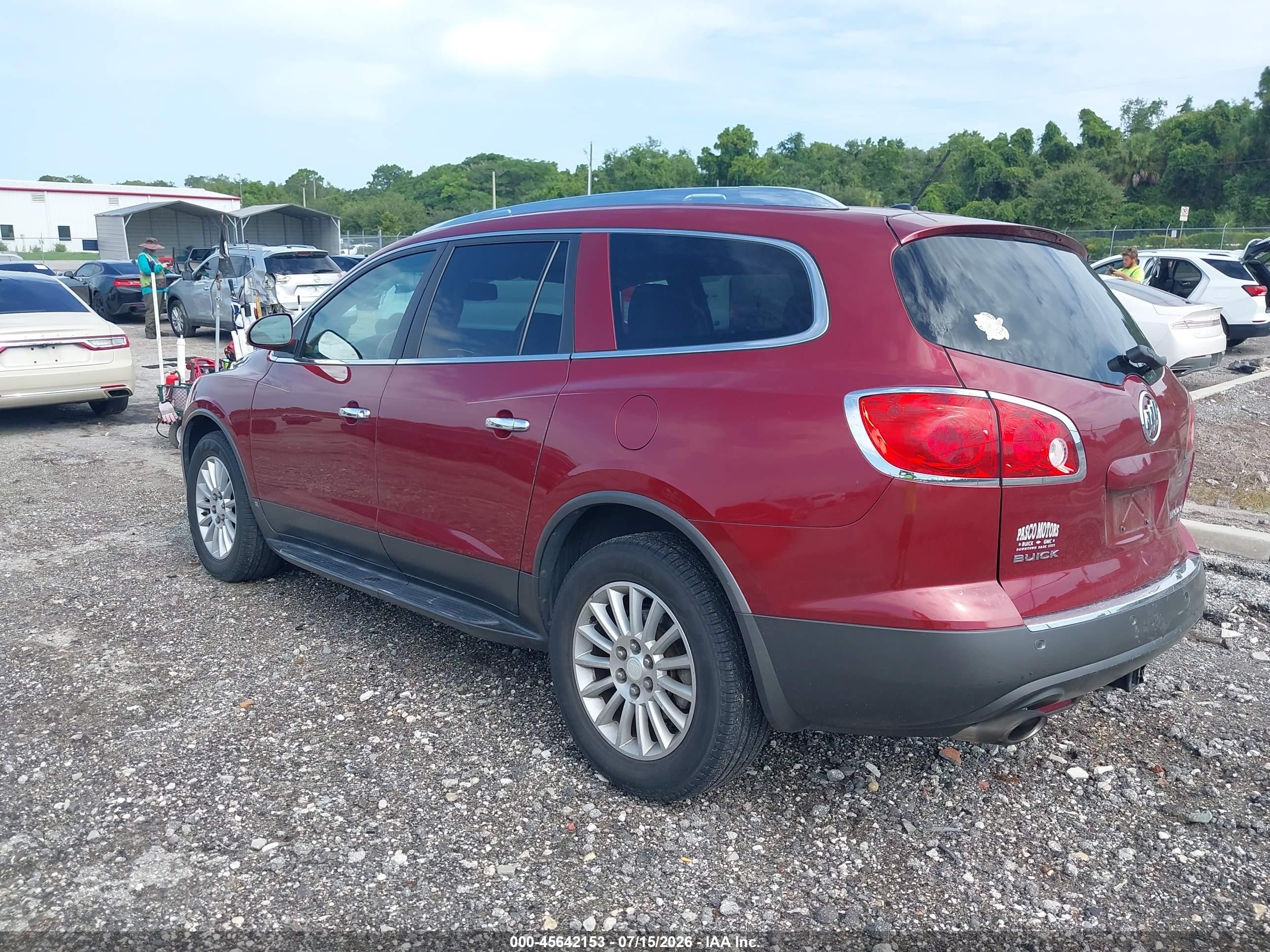 2011 Buick Enclave 1xl Red vin: 5GAKRBED0BJ126170