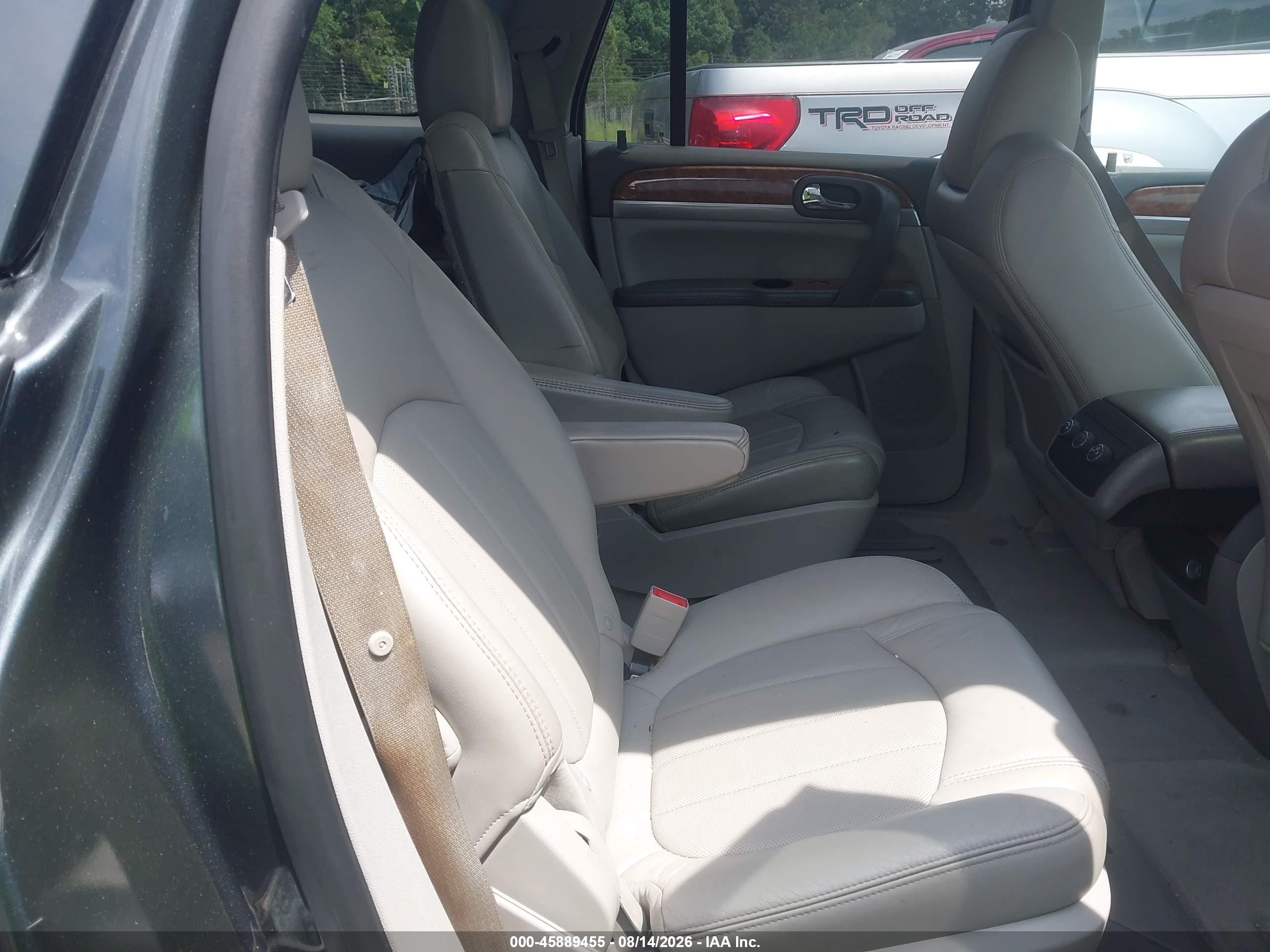 2011 Buick Enclave 1xl Серый vin: 5GAKRBED0BJ302327