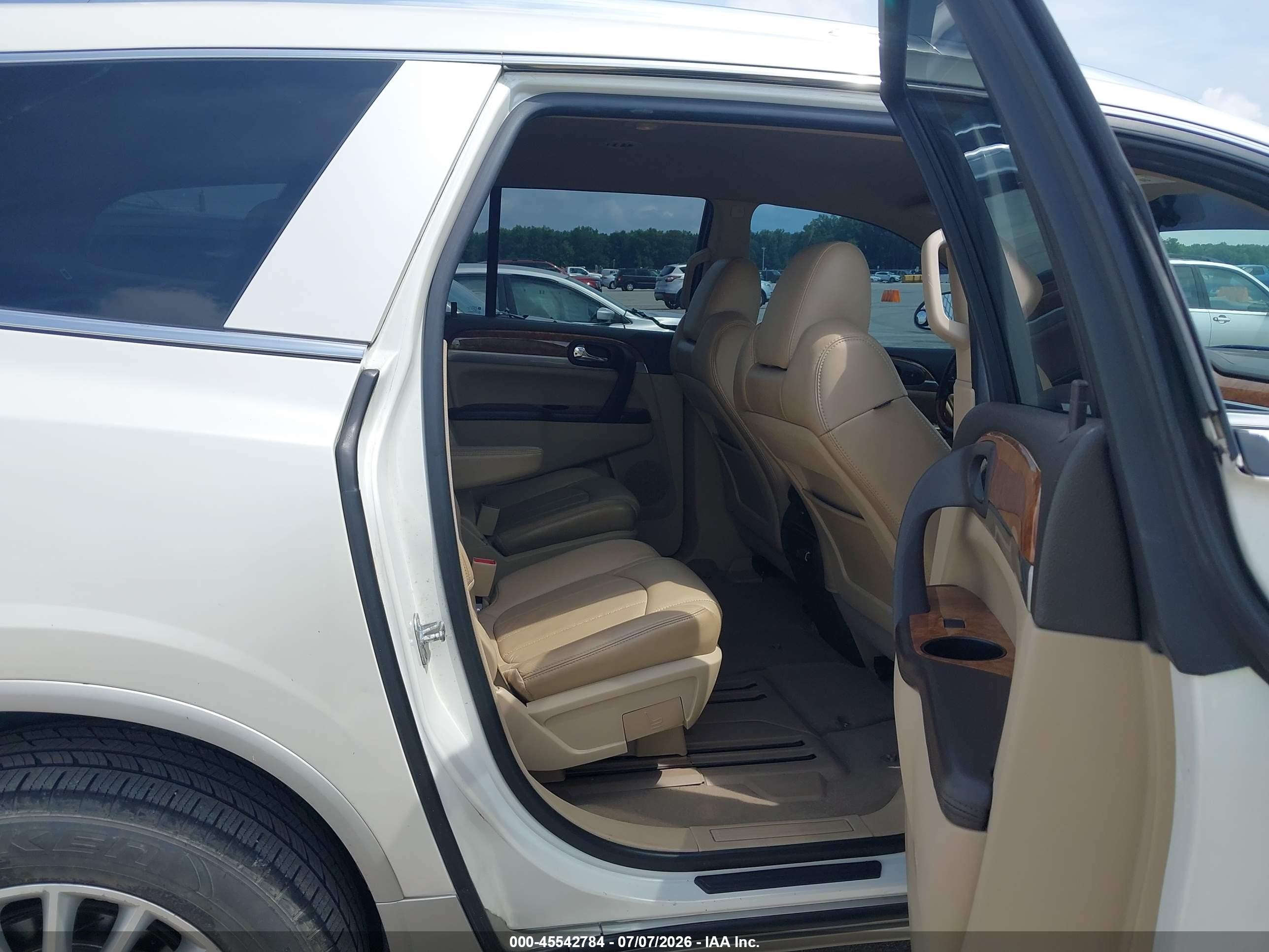2011 Buick Enclave 1xl White vin: 5GAKRBED0BJ347168
