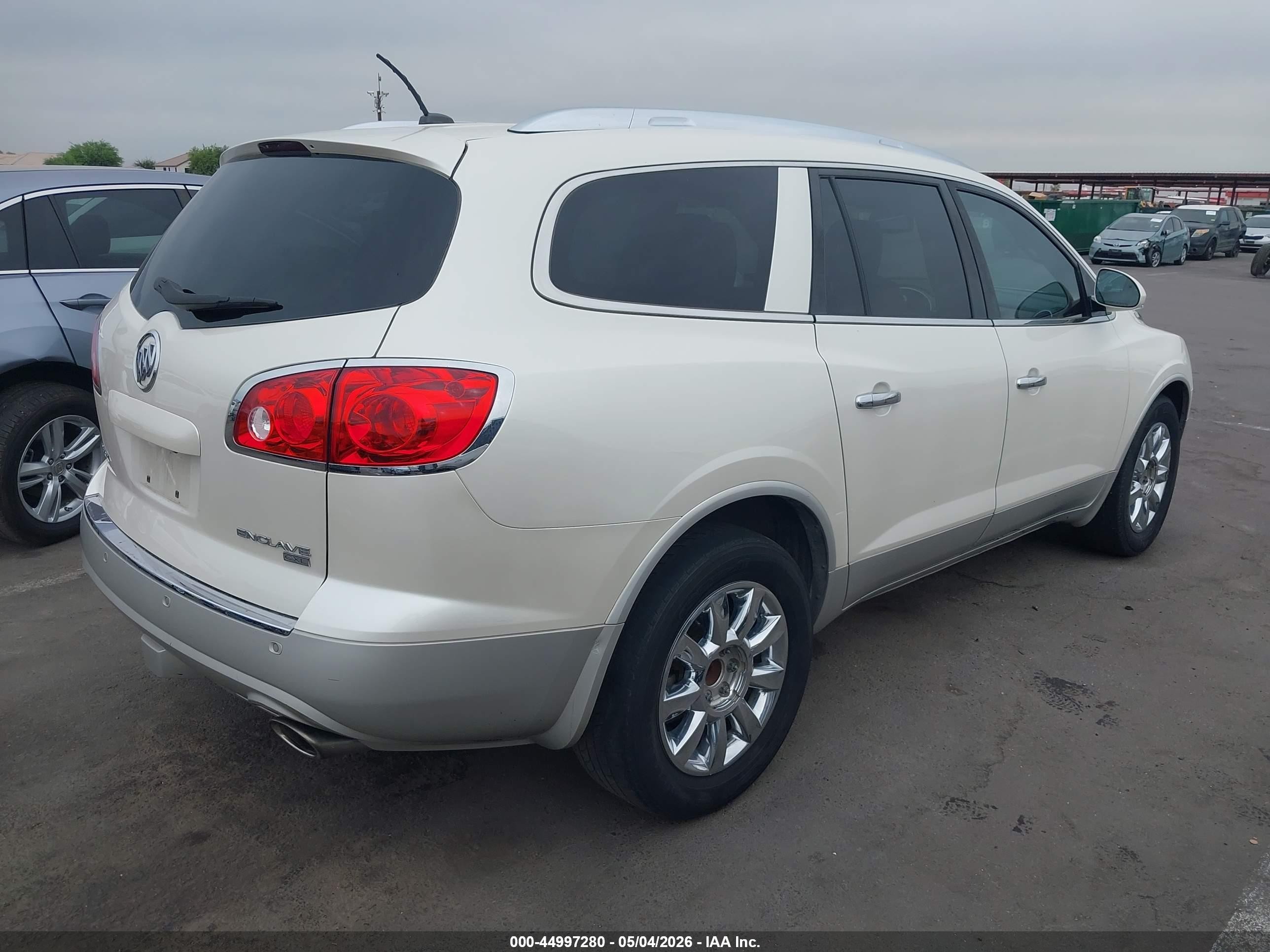 2011 Buick Enclave 1xl Белый vin: 5GAKRBED0BJ415663