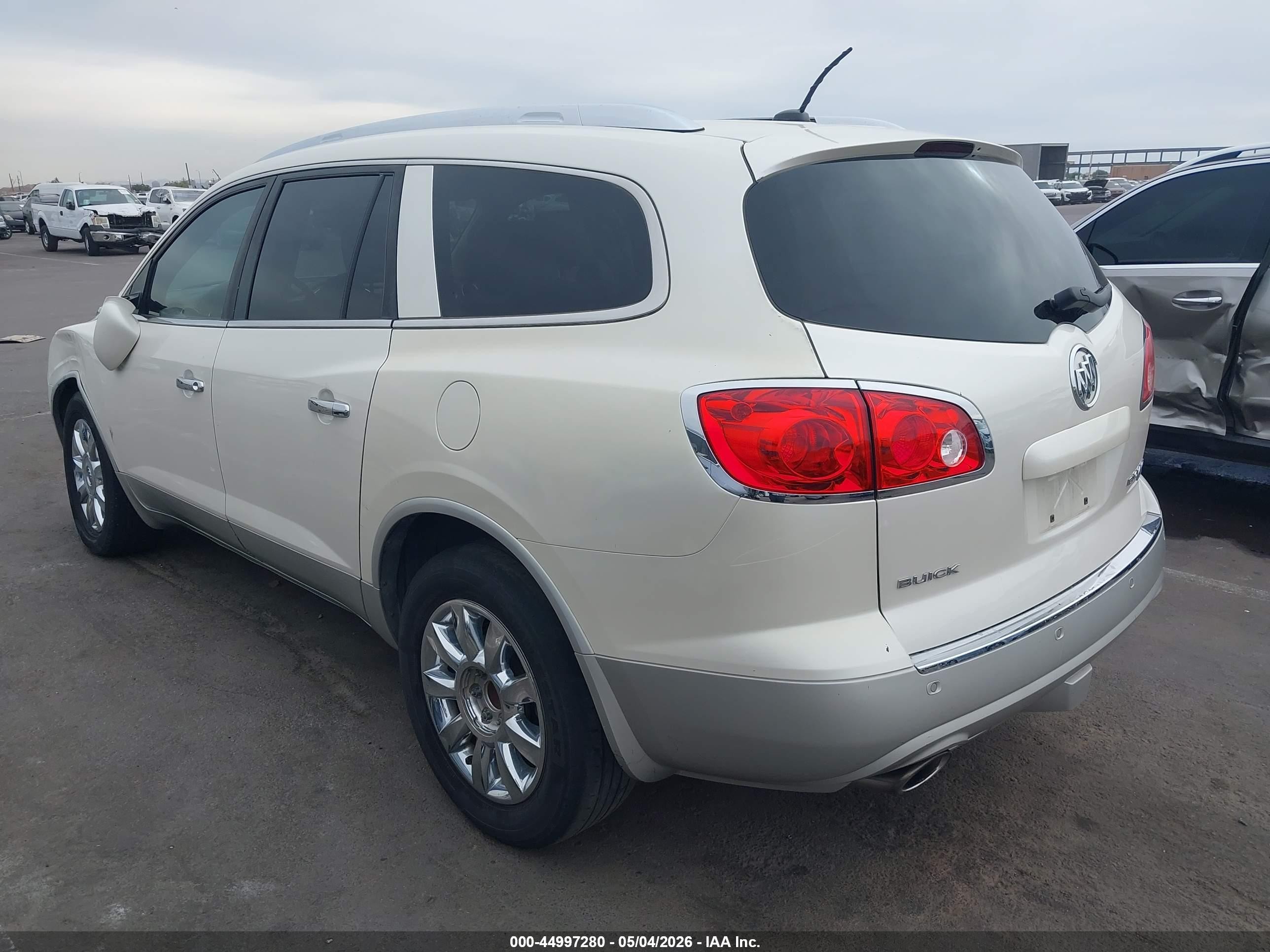 2011 Buick Enclave 1xl Белый vin: 5GAKRBED0BJ415663