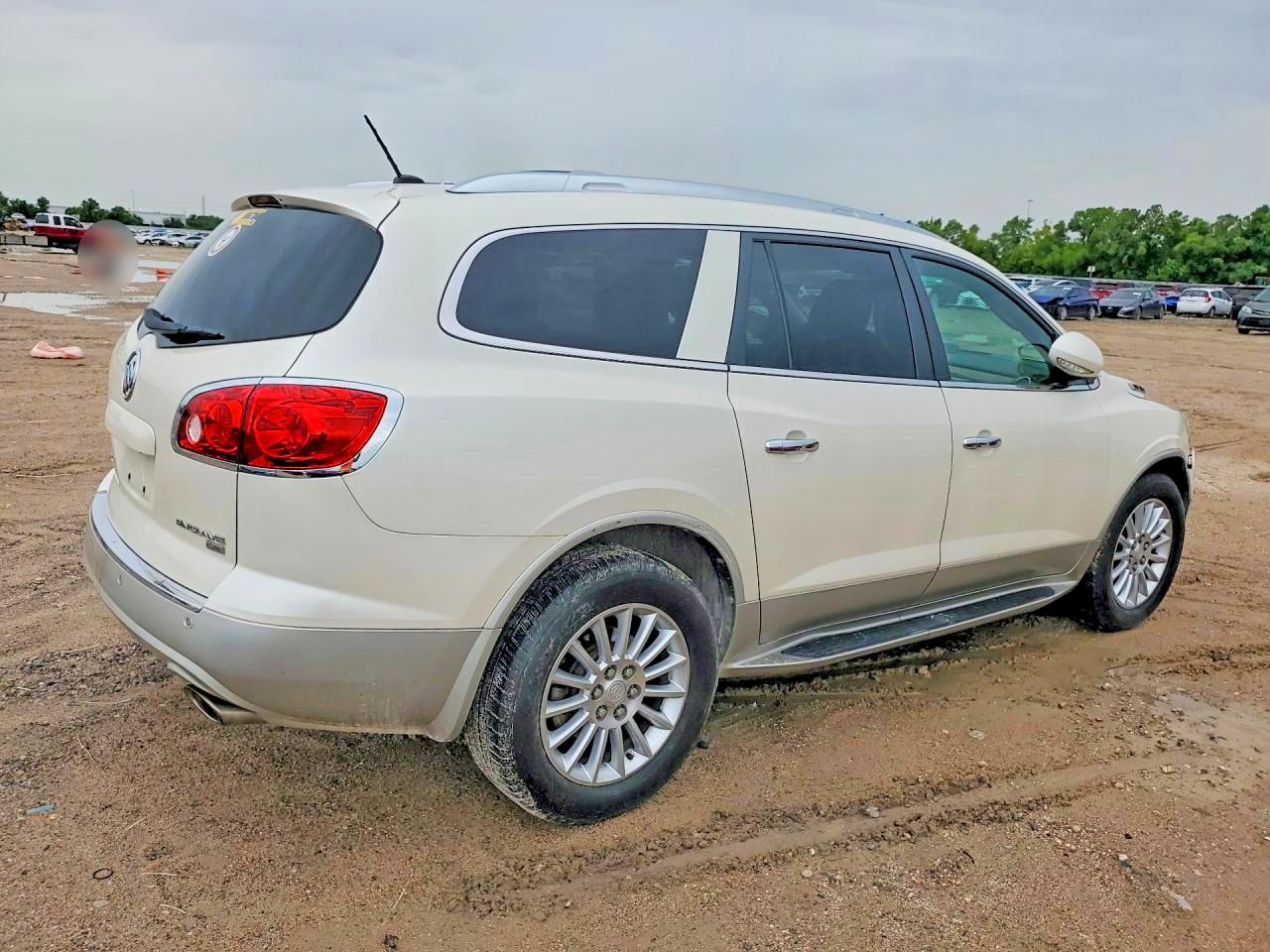 2011 Buick Enclave Cxl Белый vin: 5GAKRBED1BJ383256