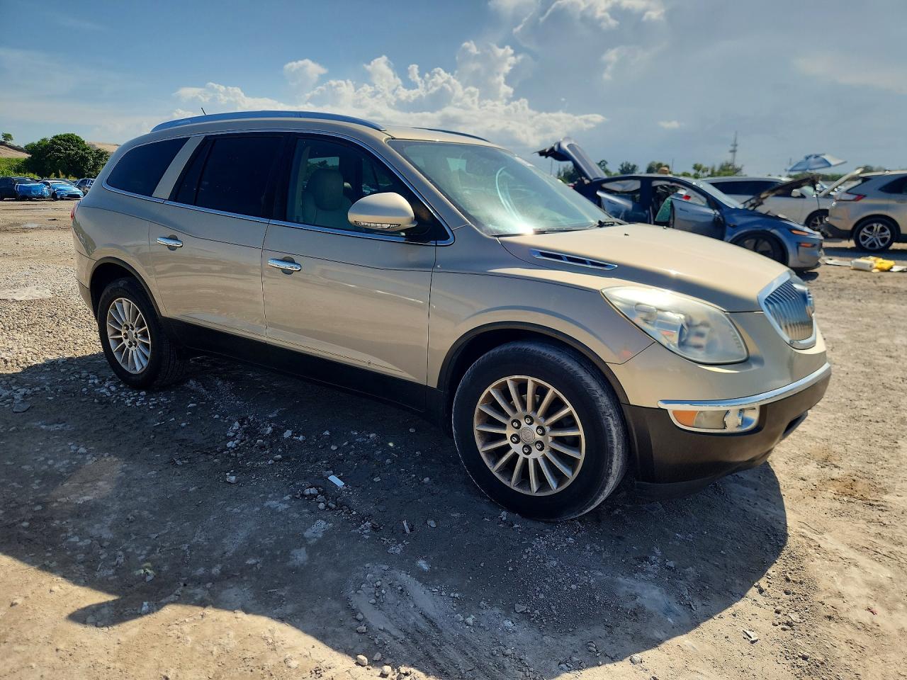 2011 Buick Enclave Cxl Gold vin: 5GAKRBED2BJ393259