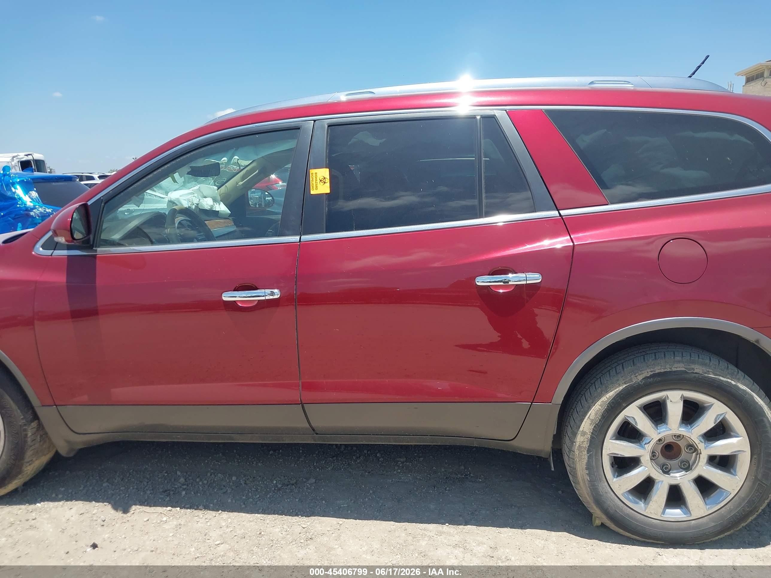 2011 Buick Enclave 1xl Red vin: 5GAKRBED4BJ234596