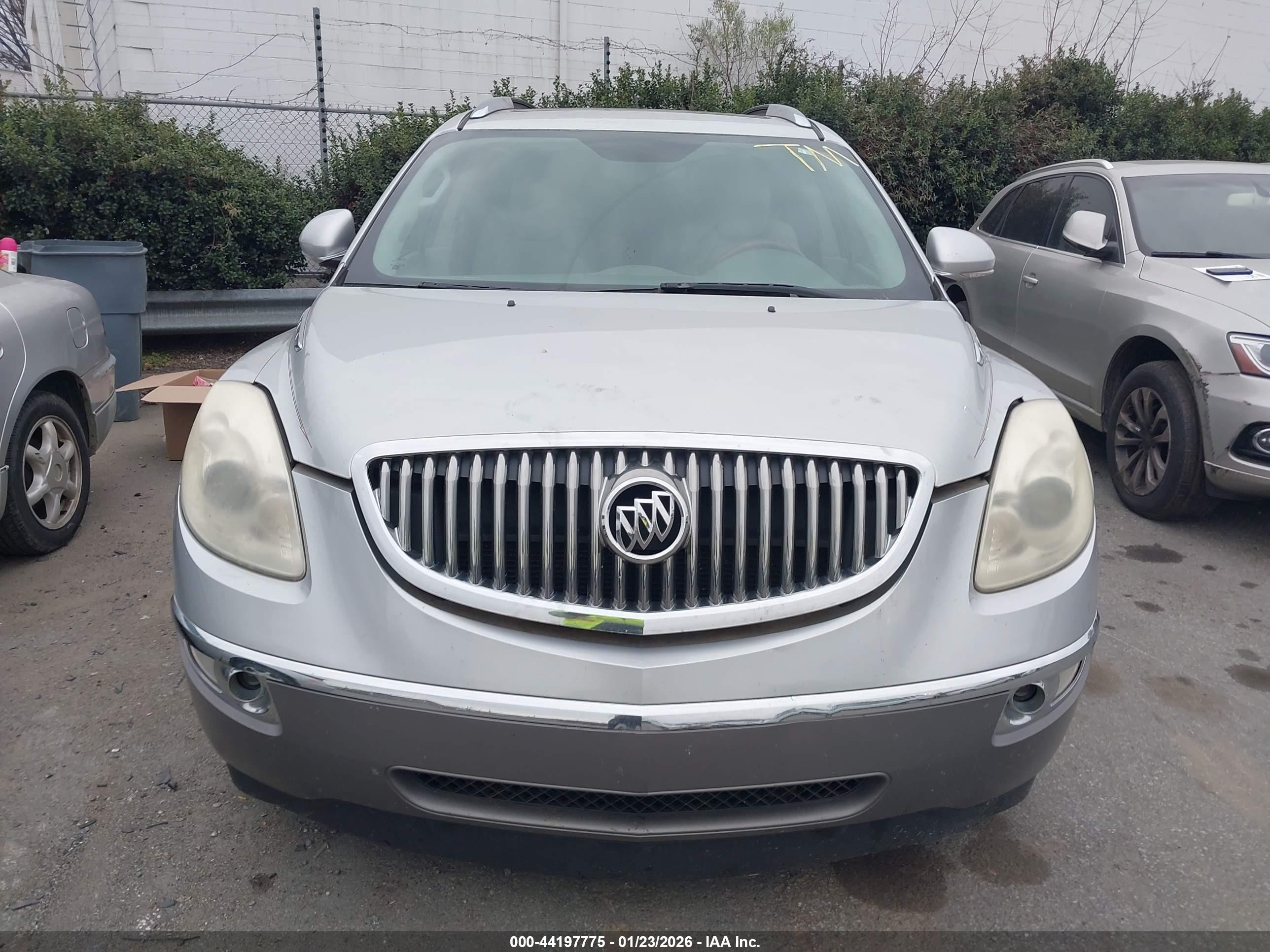 2011 Buick Enclave 1xl Silver vin: 5GAKRBED5BJ109249