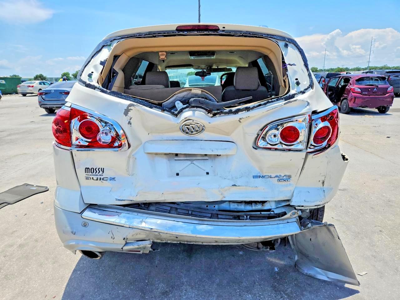 2011 Buick Enclave Cxl Cream vin: 5GAKRBED8BJ209118