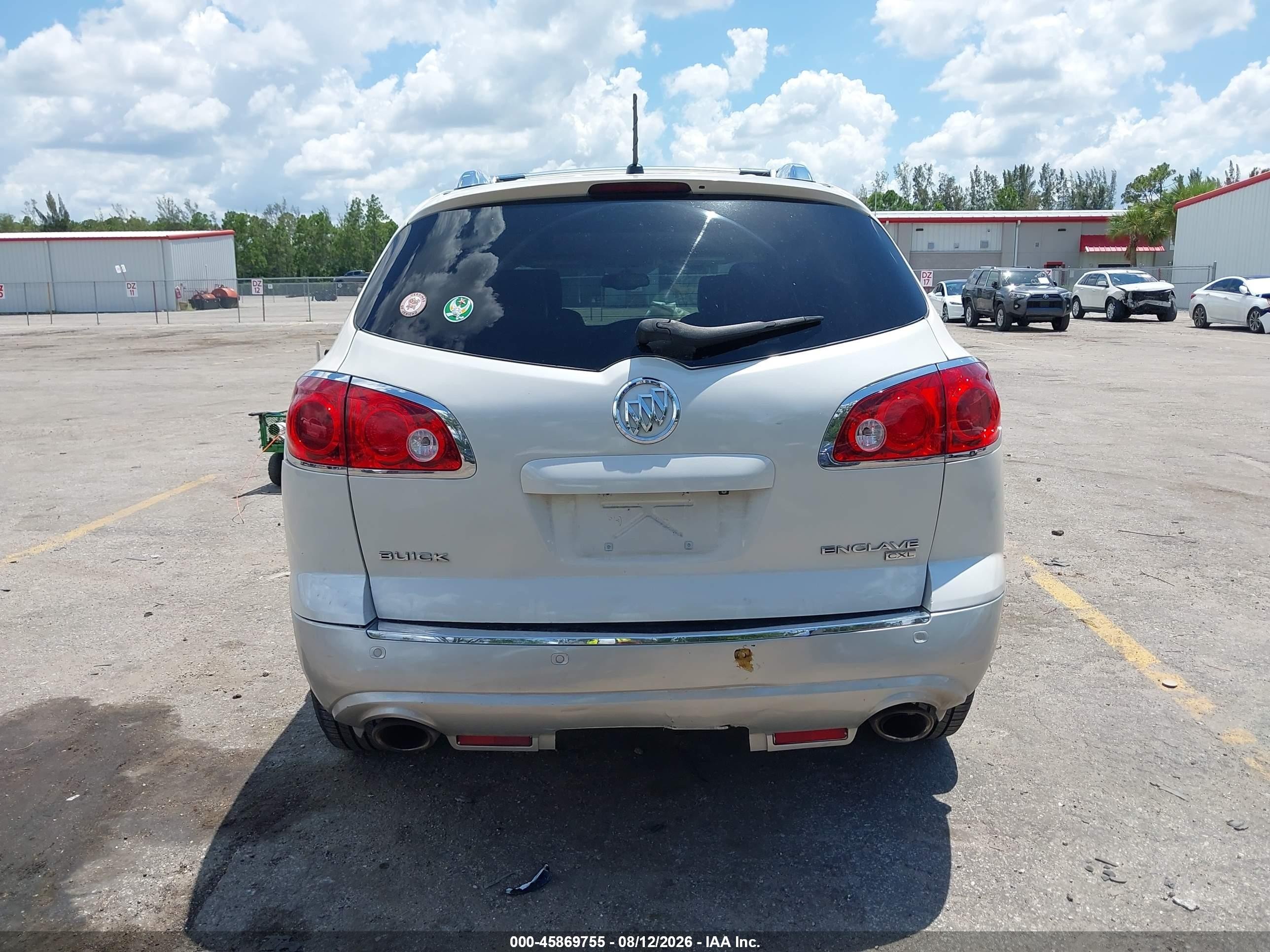 2011 Buick Enclave 1xl Cream vin: 5GAKRBED9BJ255007