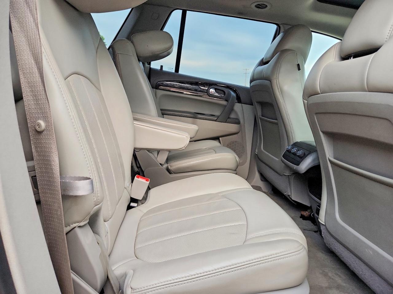 2014 Buick Enclave Красный vin: 5GAKRBKD0EJ106686
