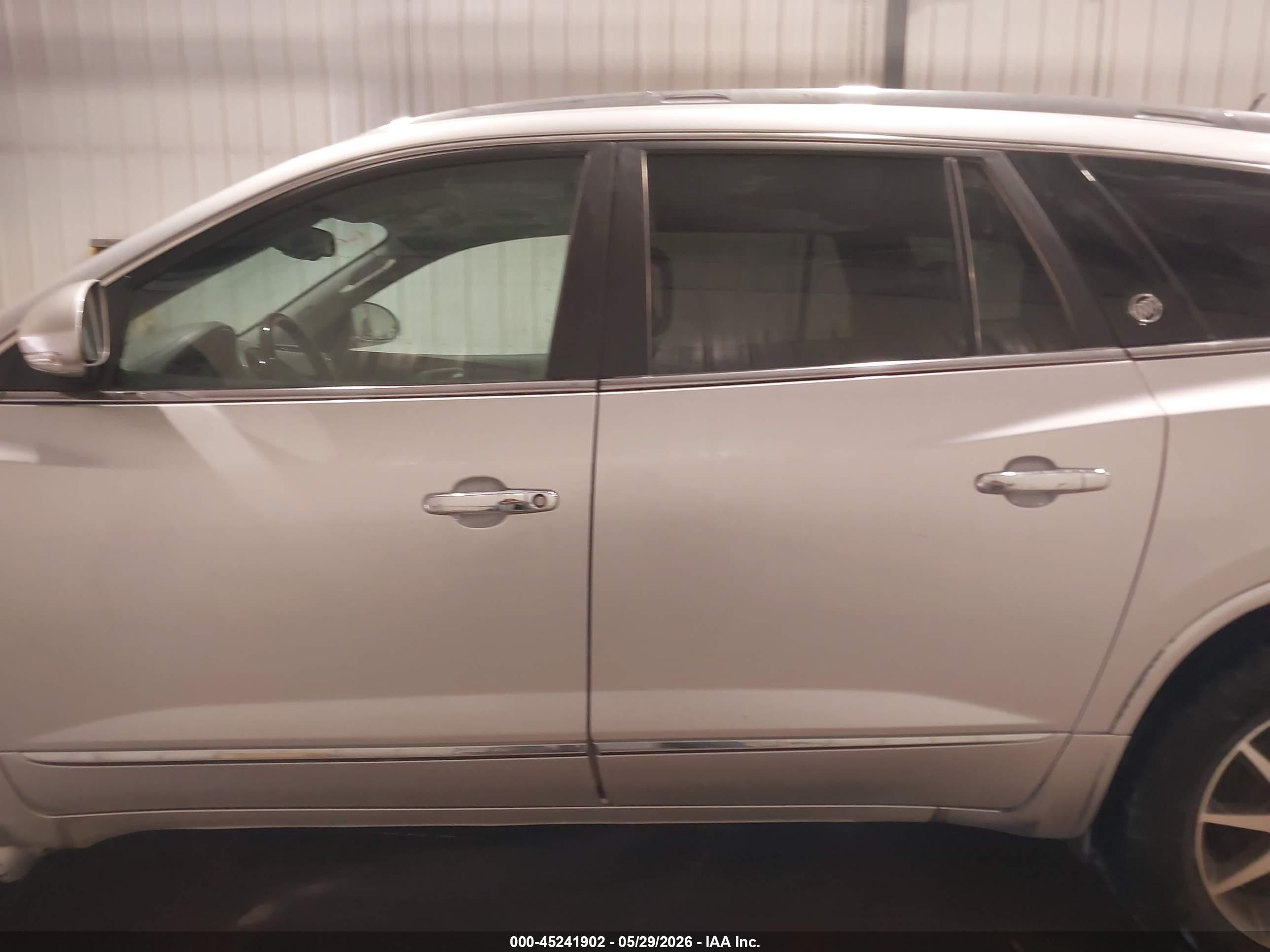 2014 Buick Enclave Leather Silver vin: 5GAKRBKD0EJ281942