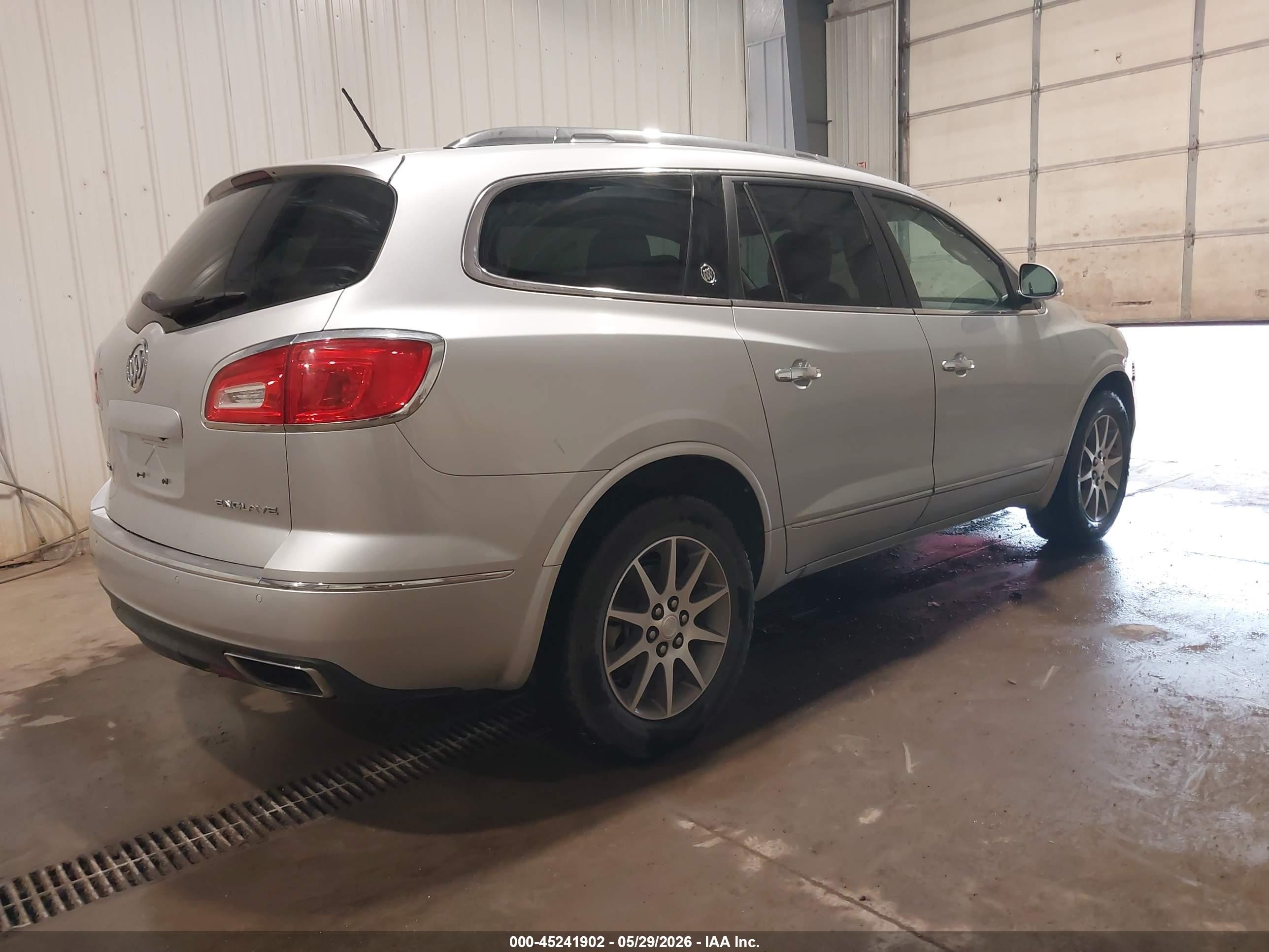 2014 Buick Enclave Leather Silver vin: 5GAKRBKD0EJ281942