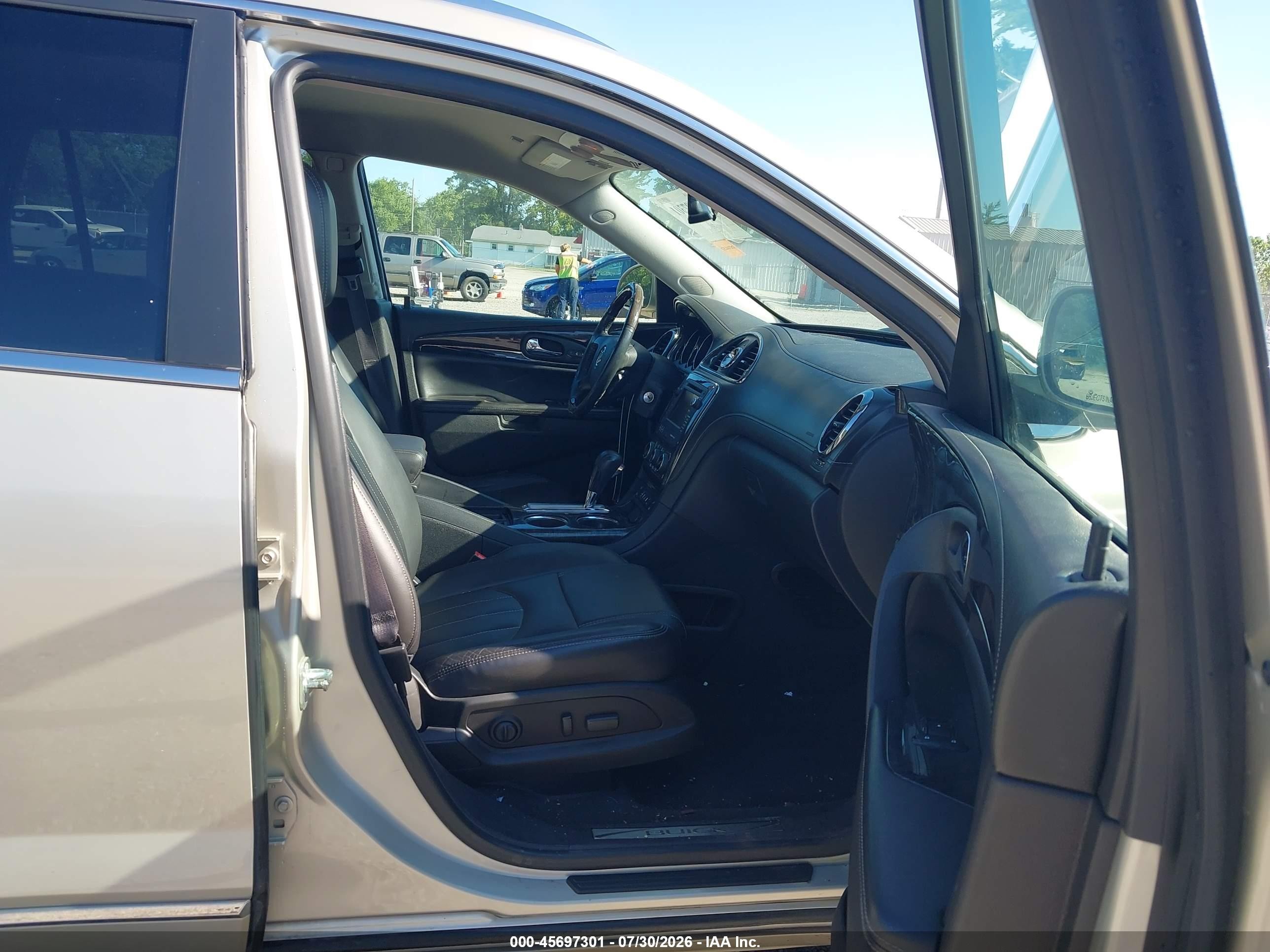 2015 Buick Enclave Leather Tan vin: 5GAKRBKD0FJ275494