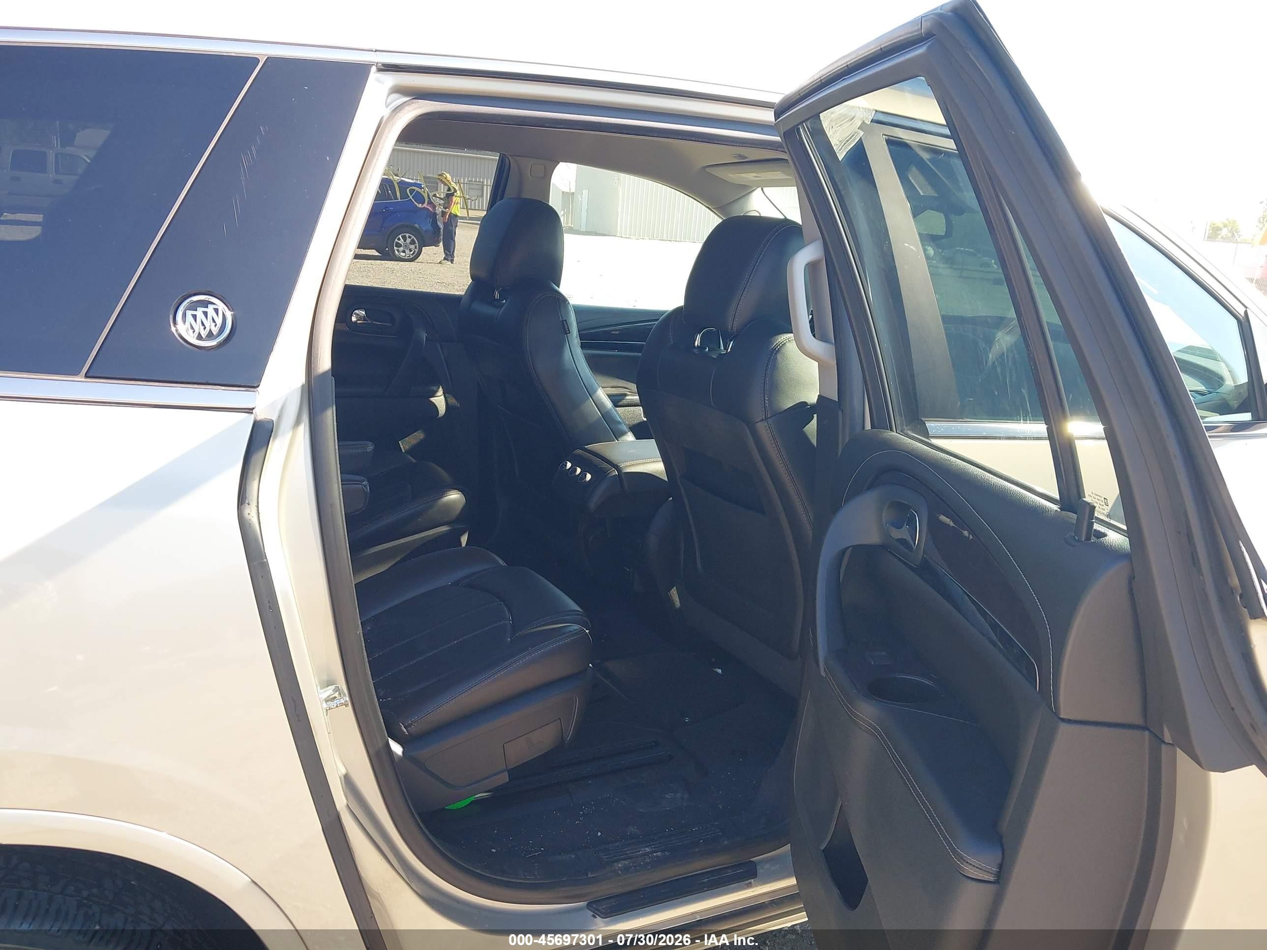 2015 Buick Enclave Leather Tan vin: 5GAKRBKD0FJ275494