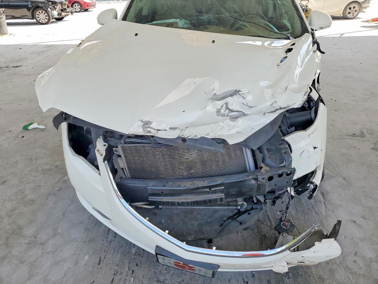 2015 Buick Enclave White vin: 5GAKRBKD0FJ282848