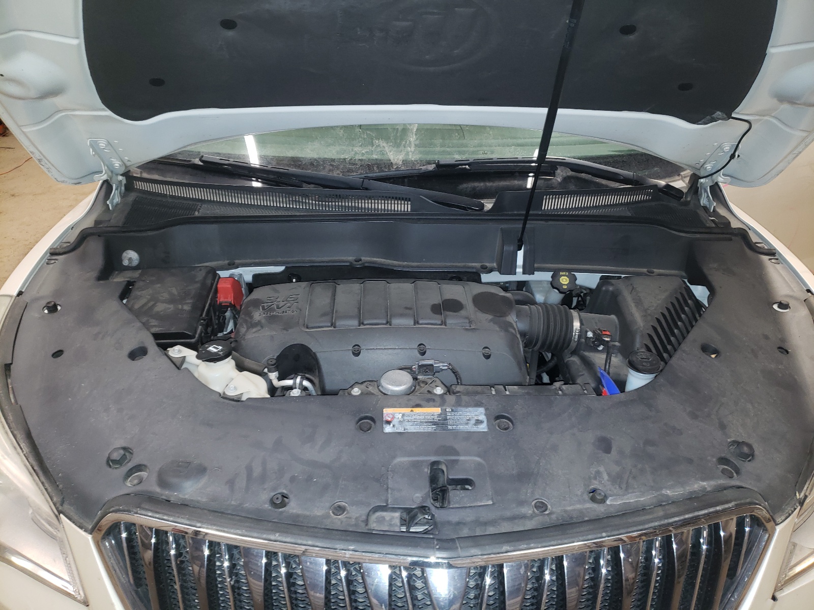 2015 Buick Enclave  Белый vin: 5GAKRBKD0FJ302743